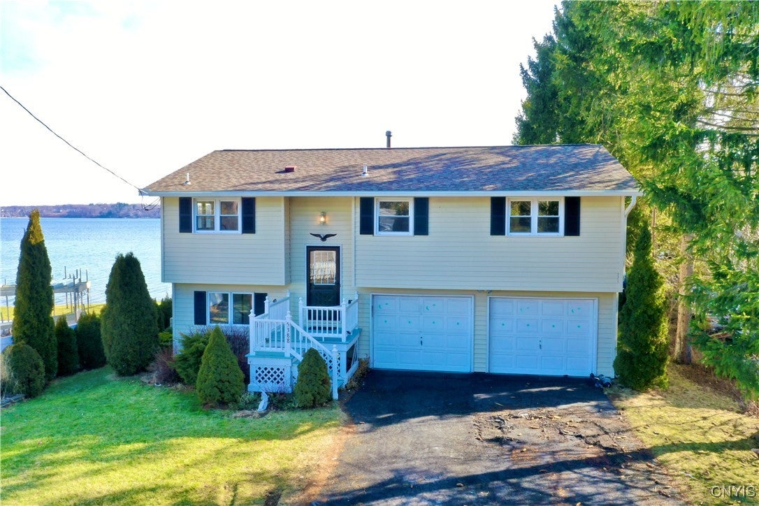 Auburn, New York, 13021, United States, 4 Bedrooms Bedrooms, ,2 BathroomsBathrooms,Residential,For Sale,1872364