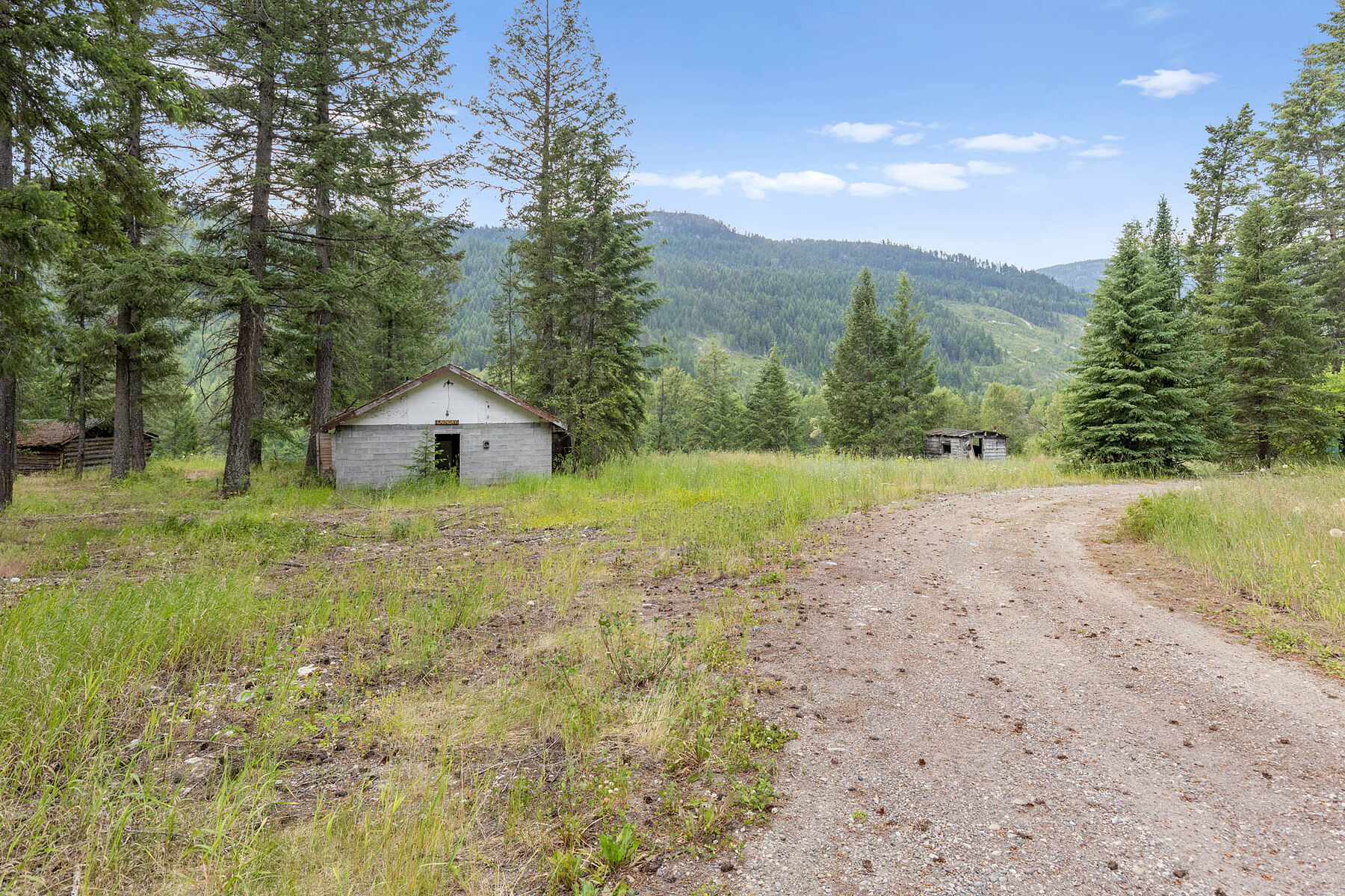  Kettle River Acreage - 物件實景