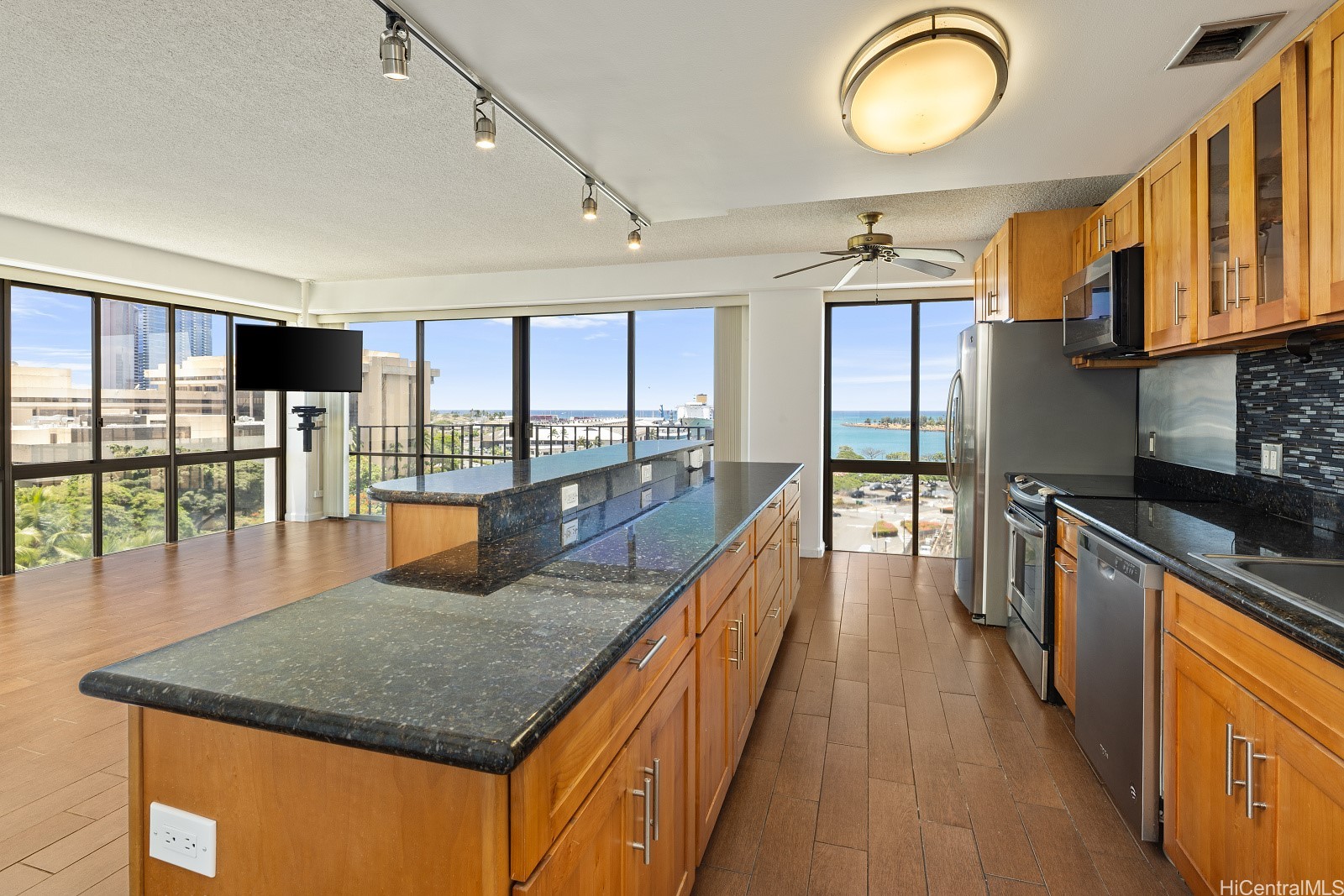 Richards St, Honolulu, HI 96813