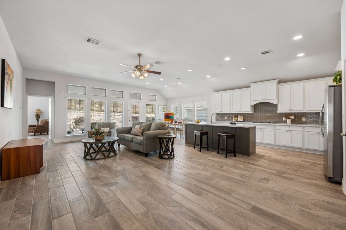 Georgetown, Texas, 78628, United States, 4 Bedrooms Bedrooms, ,3 BathroomsBathrooms,Residential,For Sale,1736171