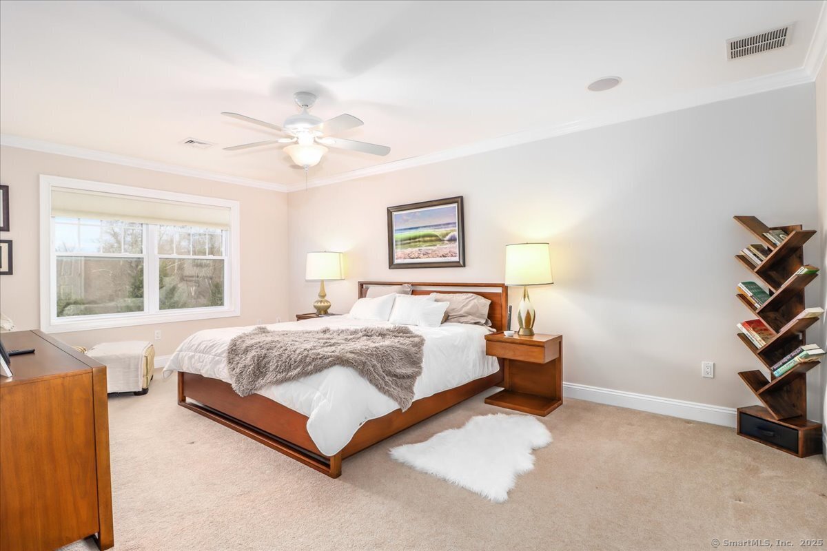 New Milford, Connecticut, 06776, United States, 2 Bedrooms Bedrooms, ,4 BathroomsBathrooms,Residential,For Sale,1938812