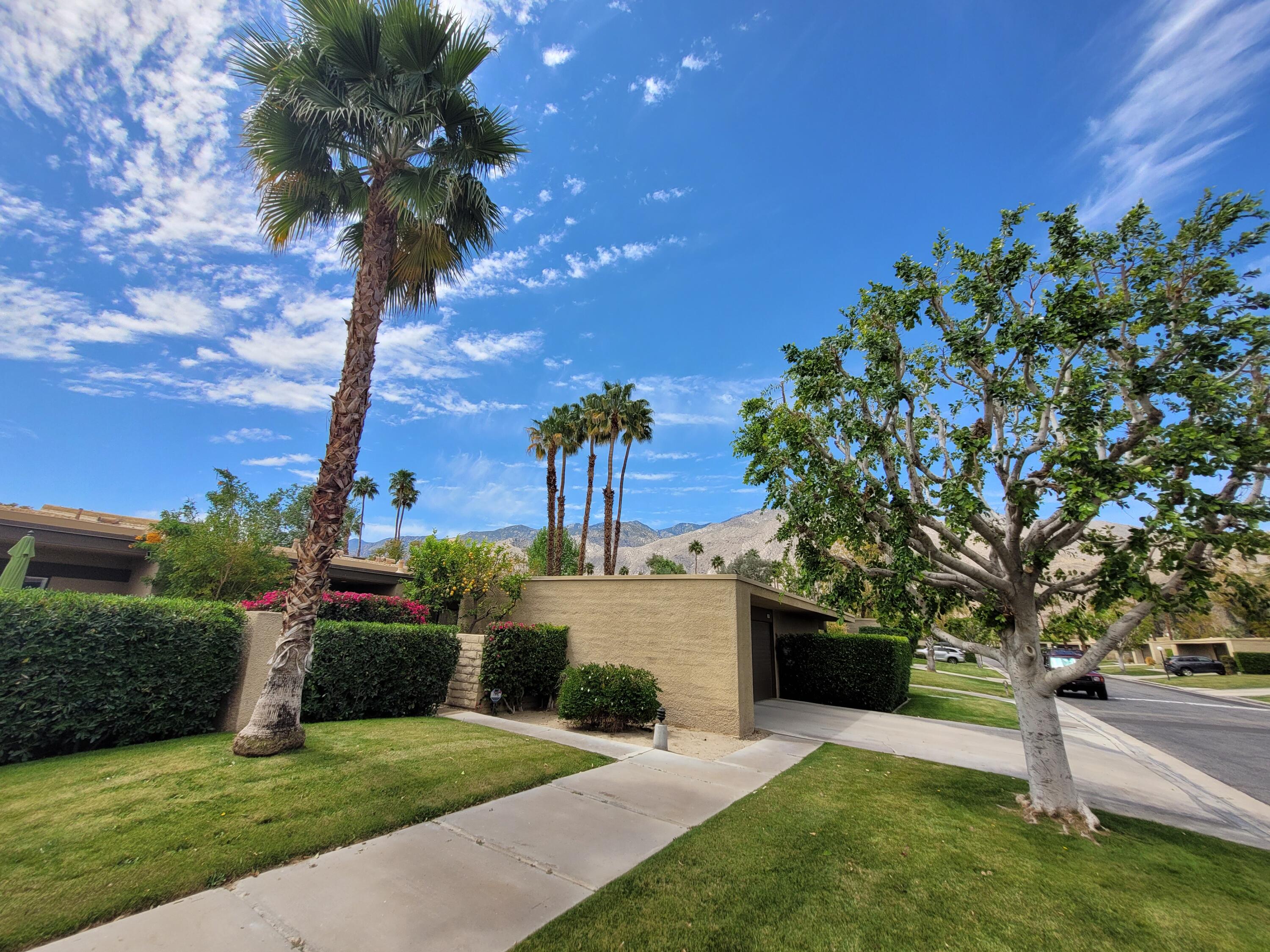 Palm Springs, California, 92262, United States, 2 Bedrooms Bedrooms, ,1 BathroomBathrooms,Residential,For Sale,1784974