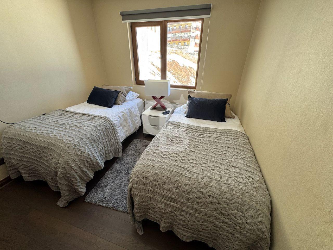 Lo Barnechea, Chile, 3 Bedrooms Bedrooms, ,2 BathroomsBathrooms,Residential,For Sale,1998927