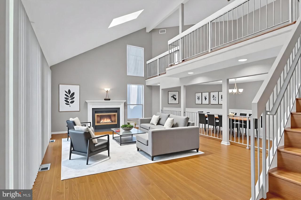 Monmouth Junction, New Jersey, 08852, United States, 2 Bedrooms Bedrooms, ,3 BathroomsBathrooms,Residential,For Sale,1955915