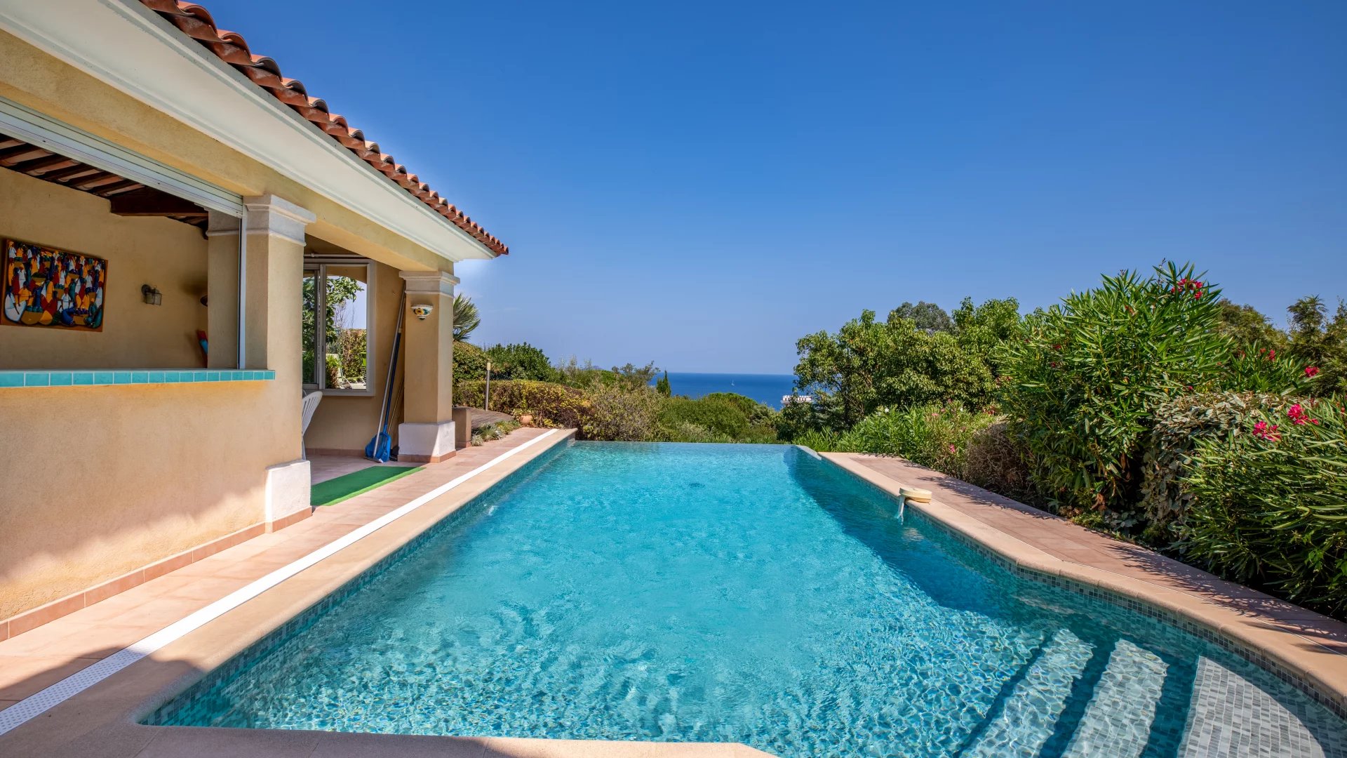 Les Issambres, Provence-Alpes-Côte d’Azur, 83380, FR, 5 Bedrooms Bedrooms, ,Residential,For Sale,1994462