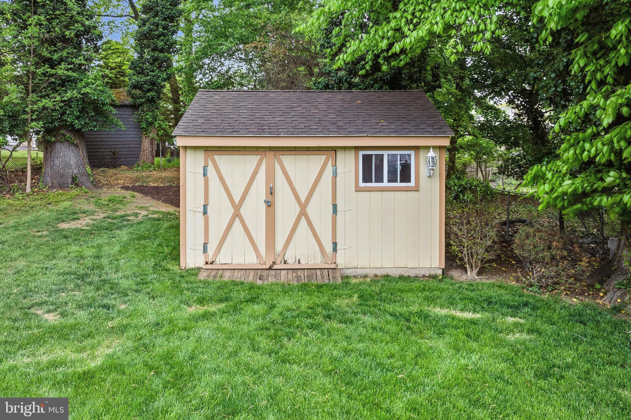 SPRINGFIELD, Pennsylvania, 19064, United States, 4 Bedrooms Bedrooms, ,3 BathroomsBathrooms,Residential,For Sale,2042922