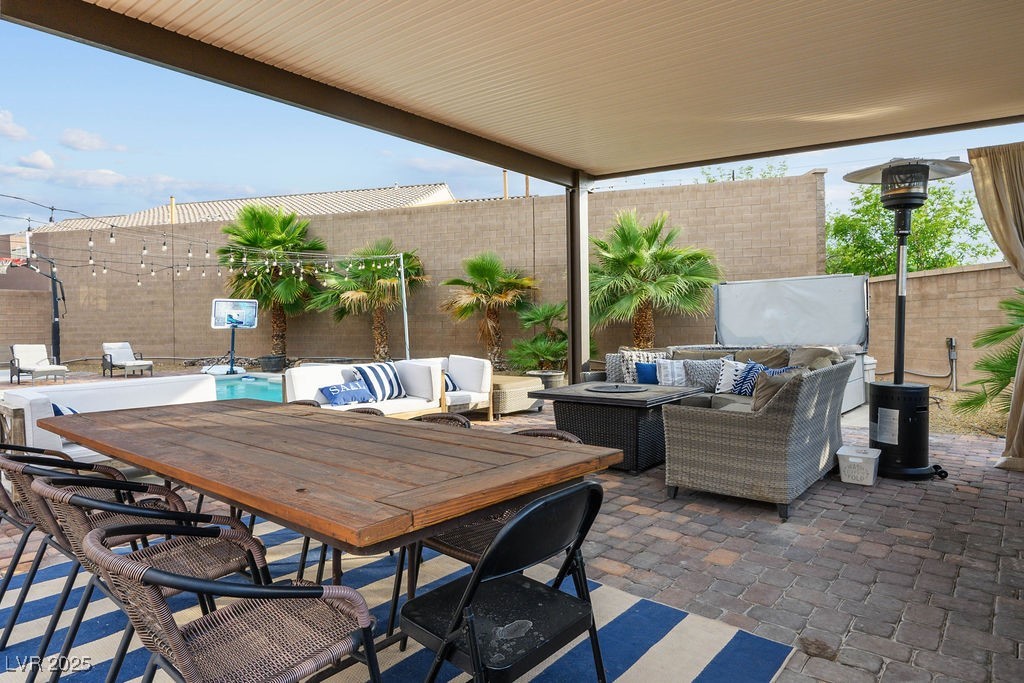 Henderson, Nevada, 89044, United States, 5 Bedrooms Bedrooms, ,5 BathroomsBathrooms,Residential,For Sale,2003253