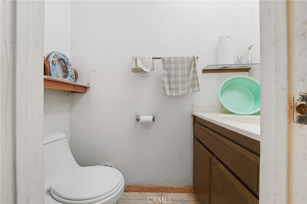 Rosemead, California, 91770, United States, 2 Bedrooms Bedrooms, ,2 BathroomsBathrooms,Residential,For Sale,1980997