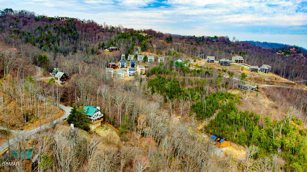 Gatlinburg, Tennessee, 37738, United States, 5 Bedrooms Bedrooms, ,4 BathroomsBathrooms,Residential,For Sale,2023747