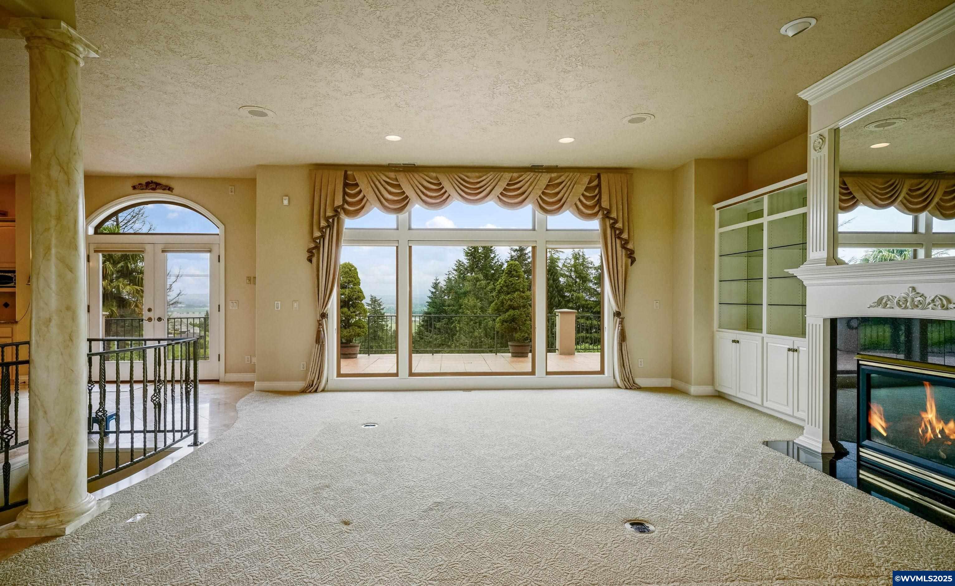 Turner, Oregon, 97392, United States, 4 Bedrooms Bedrooms, ,3 BathroomsBathrooms,Residential,For Sale,1827852