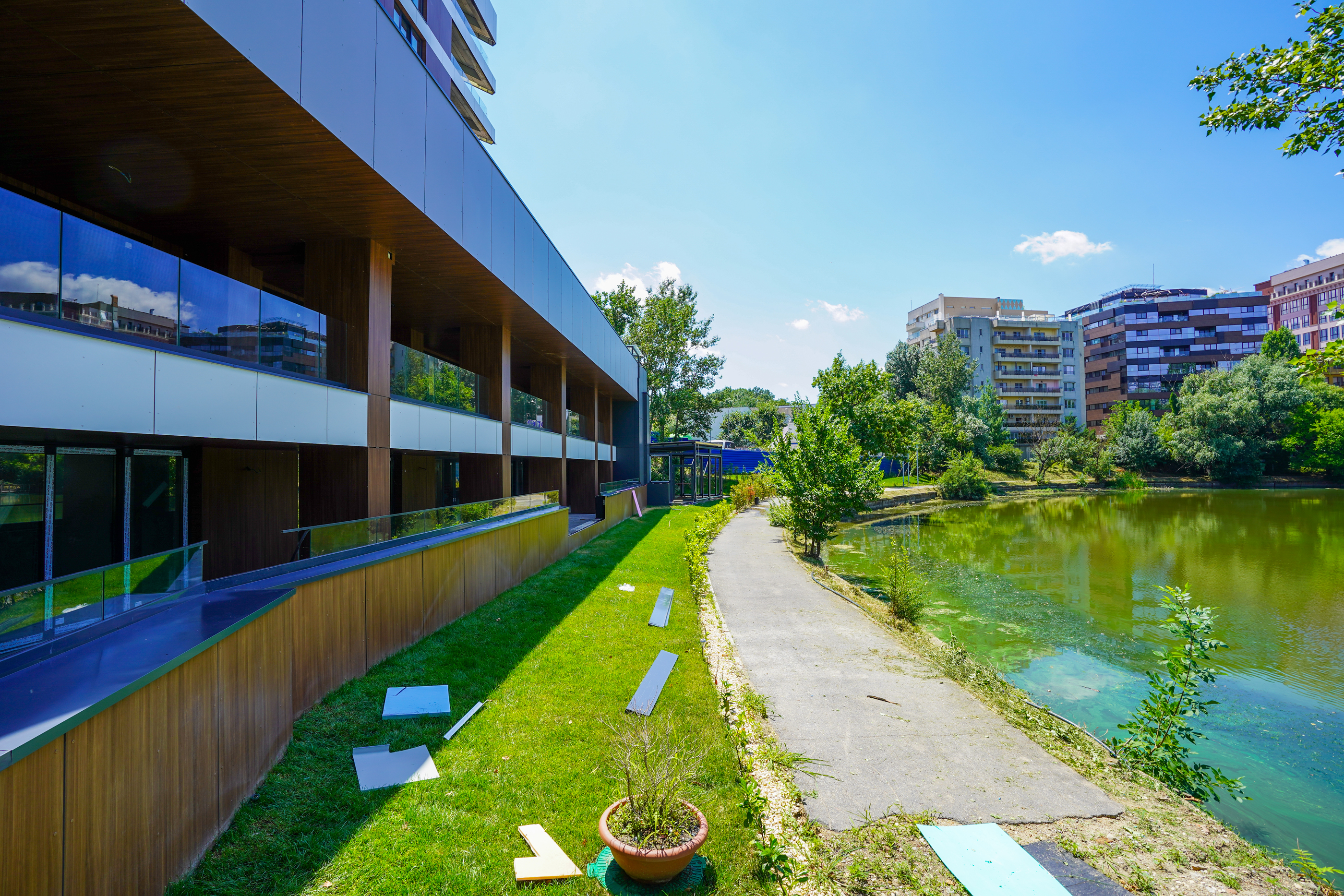  Four-Room Lakefront Apartment with Unobstructed Views over Lake Floreasca - 物件實景