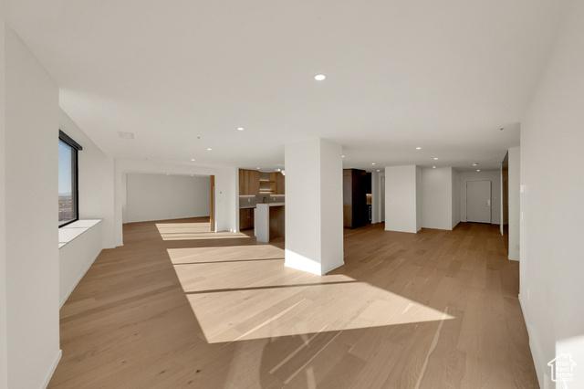 Salt Lake City, Utah, 84101, United States, 3 Bedrooms Bedrooms, ,3 BathroomsBathrooms,Residential,For Sale,1982809