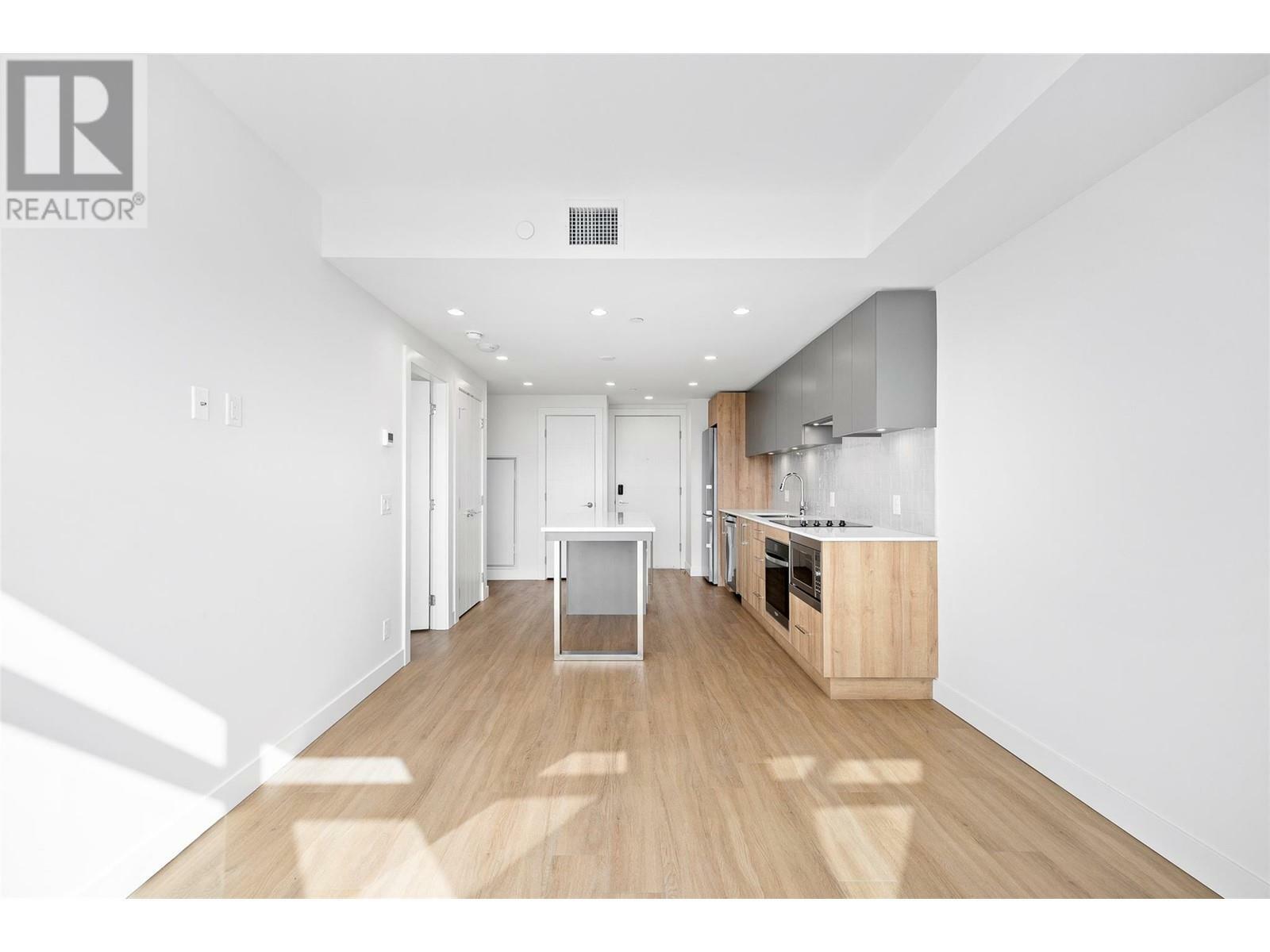 KELOWNA, British Columbia, V1W 3L2, CA, 1 Bedroom Bedrooms, ,1 BathroomBathrooms,Residential,For Sale,1837031