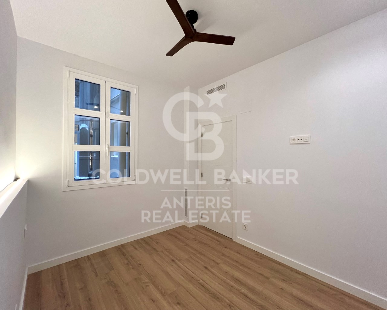 Barcelona, Barcelona, Eixample, La Dreta de l'Eix, Barcelona, Catalonia, ES, 2 Bedrooms Bedrooms, ,2 BathroomsBathrooms,Residential,For Sale,Barcelona, Barcelona, Eixample, La Dreta de l'Eix,1611380
