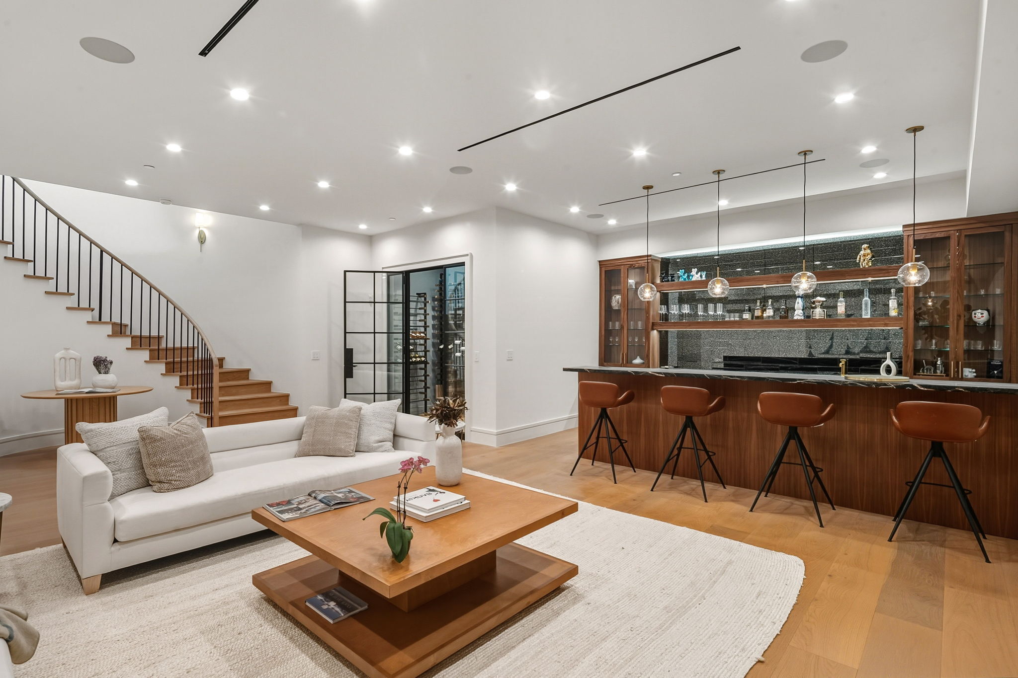  1675 San Remo Dr - 物件實景
