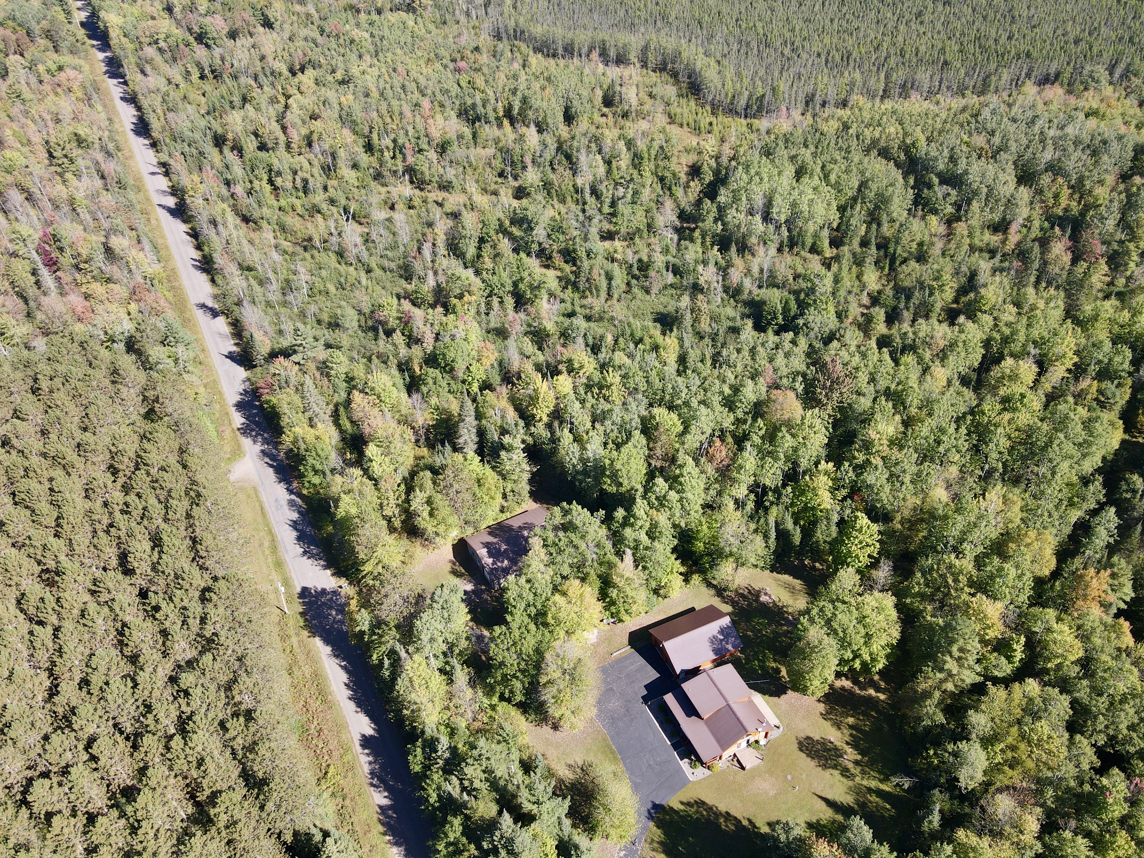 Tomahawk, Wisconsin, 54487, United States, 2 Bedrooms Bedrooms, ,2 BathroomsBathrooms,Residential,For Sale,1975533