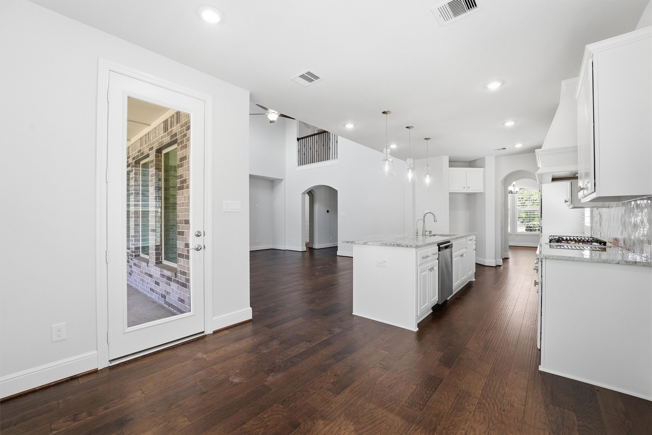  18011 Zagranski Cedar - 物件實景