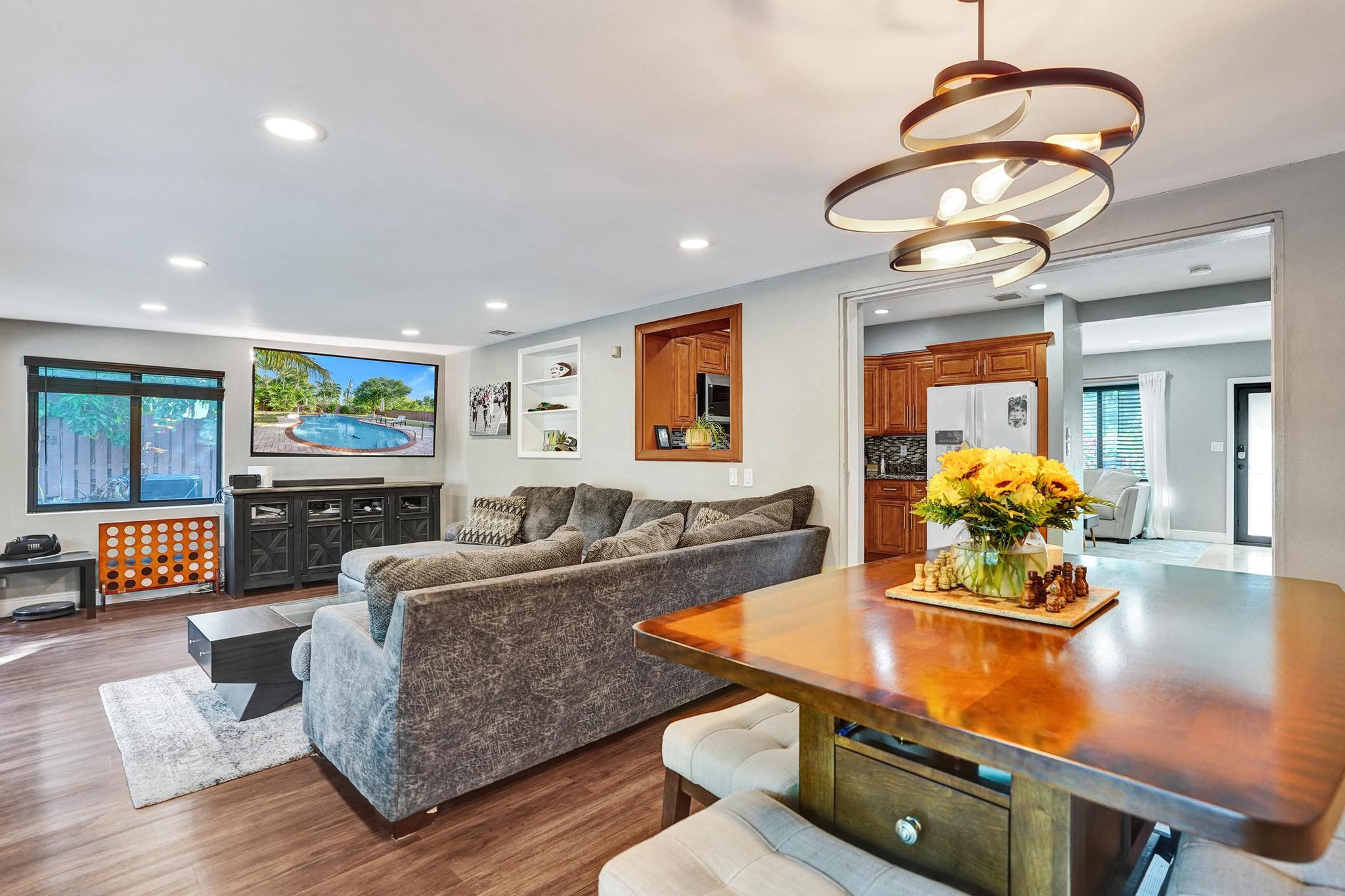 Fort Lauderdale, Florida, 33305, United States, 3 Bedrooms Bedrooms, ,2 BathroomsBathrooms,Residential,For Sale,2027542