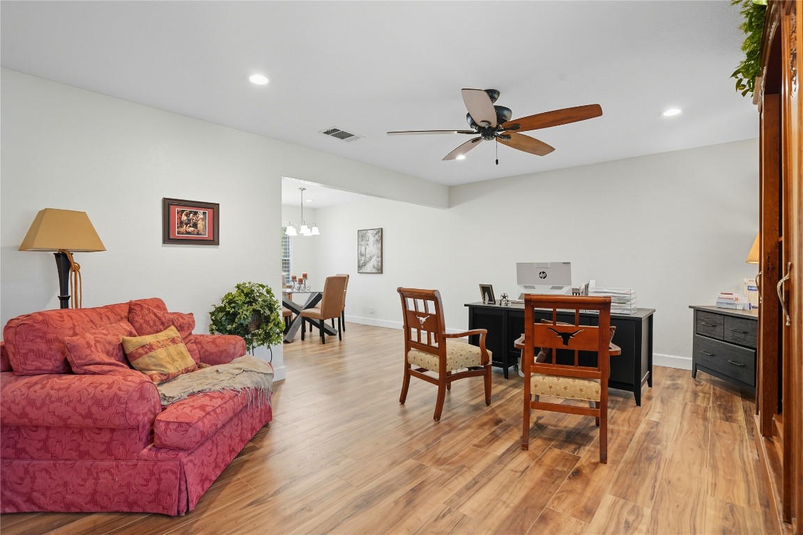 Austin, Texas, 78759, United States, 4 Bedrooms Bedrooms, ,3 BathroomsBathrooms,Residential,For Sale,1949836