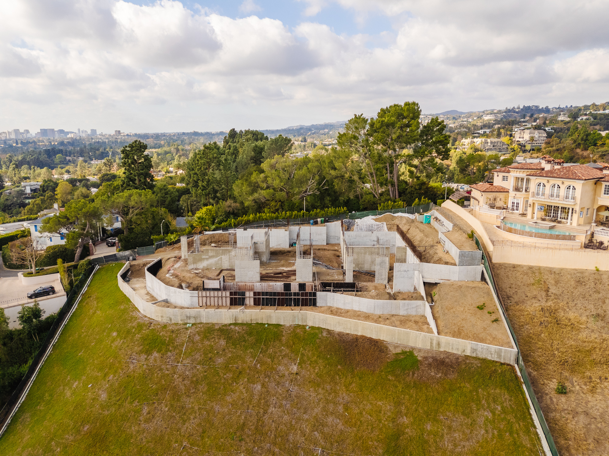  1140 Calle Vista Dr - 物件實景