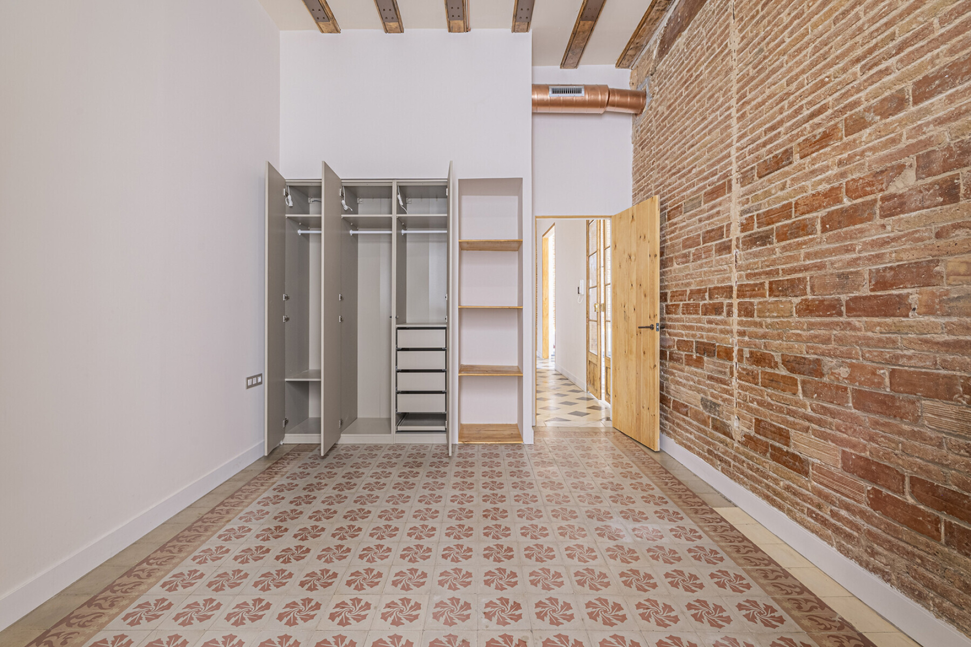  Magnificent, renovated main residence in a historic estate overlooking Port Vell - 物件實景