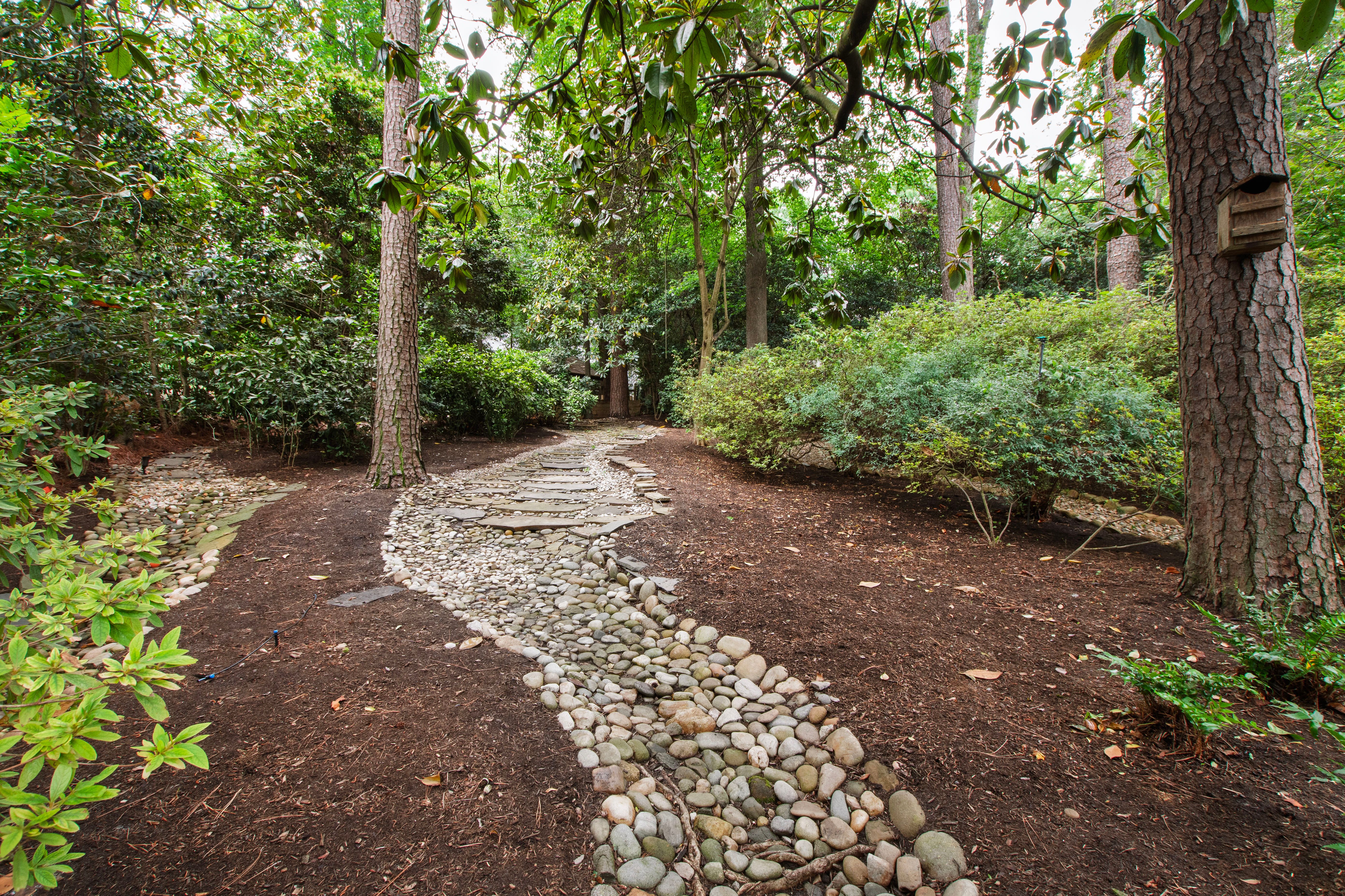  2507 Sanderson Drive, Raleigh, NC 27608 - 物件實景