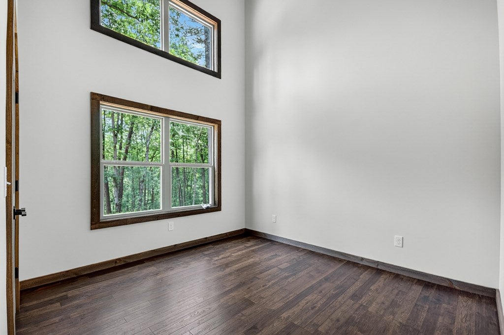 Mineral Bluff, Georgia, 30559, United States, 3 Bedrooms Bedrooms, ,3 BathroomsBathrooms,Residential,For Sale,1871294