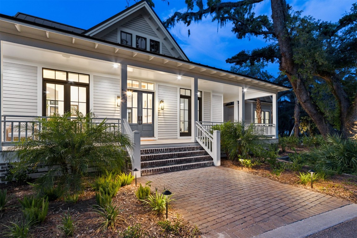 Fernandina Beach, Florida, 32034, United States, 5 Bedrooms Bedrooms, ,4 BathroomsBathrooms,Residential,For Sale,1983065