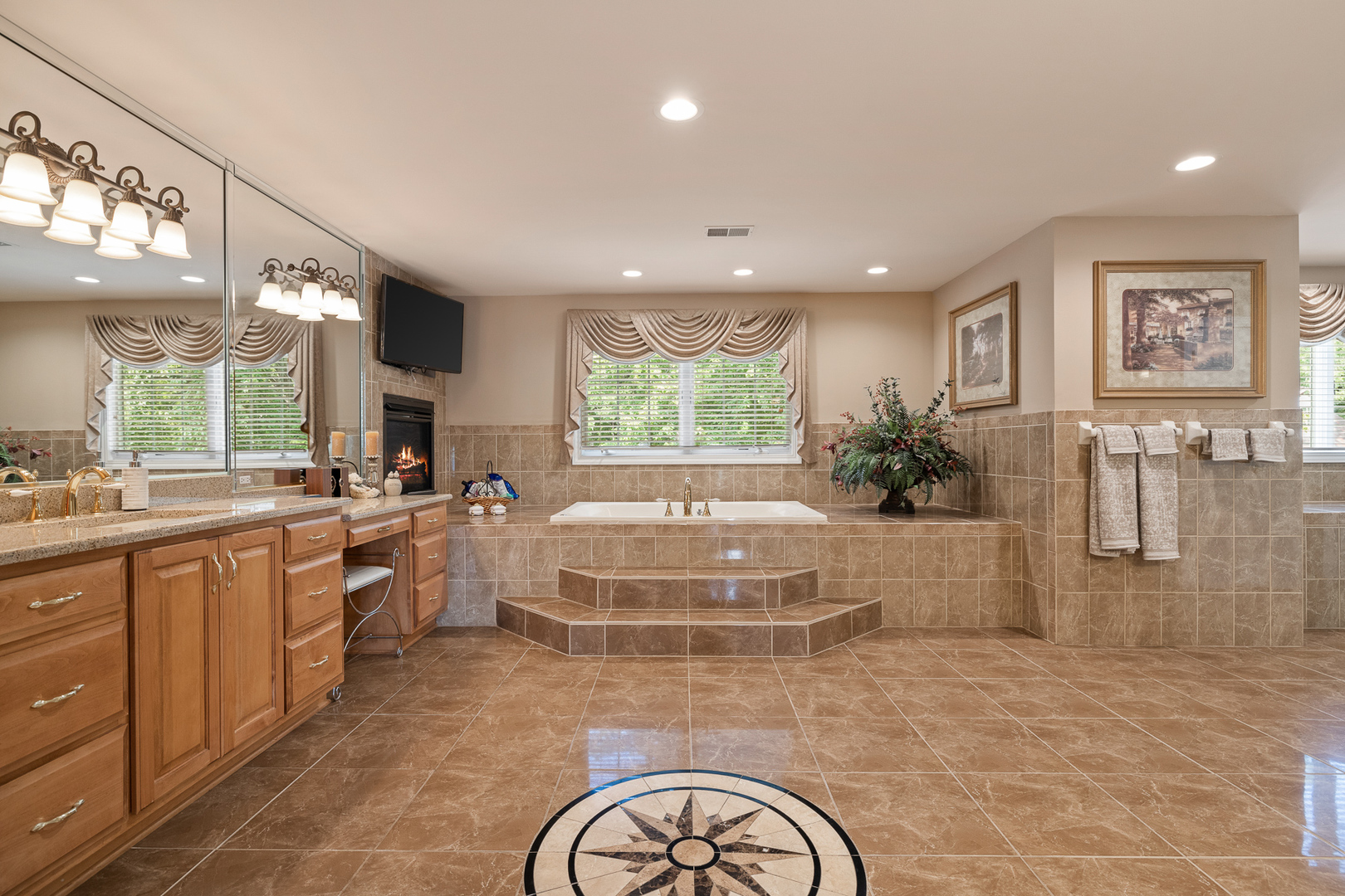 Homer Glen, Illinois, 60491, United States, 4 Bedrooms Bedrooms, ,5 BathroomsBathrooms,Residential,For Sale,1940252