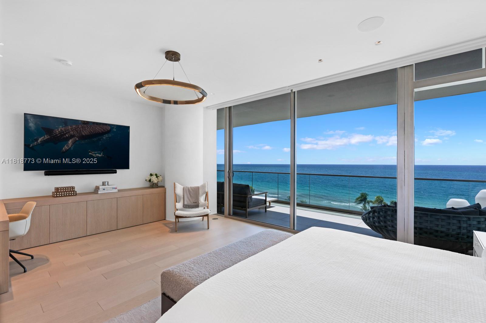 Bal Harbour, Florida, 33154, United States, 4 Bedrooms Bedrooms, ,4 BathroomsBathrooms,Residential,For Sale,1891515