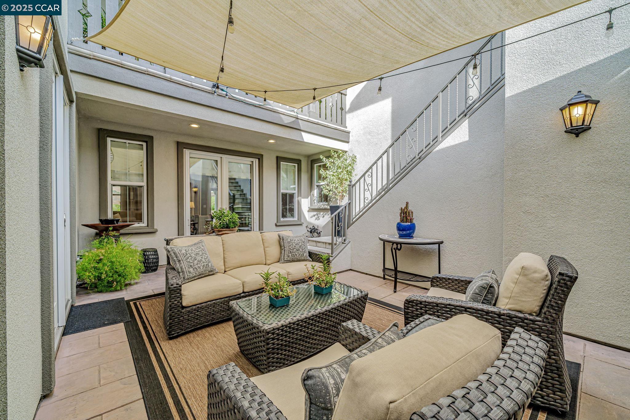 Danville, California, 94526, United States, 6 Bedrooms Bedrooms, ,6 BathroomsBathrooms,Residential,For Sale,1901970