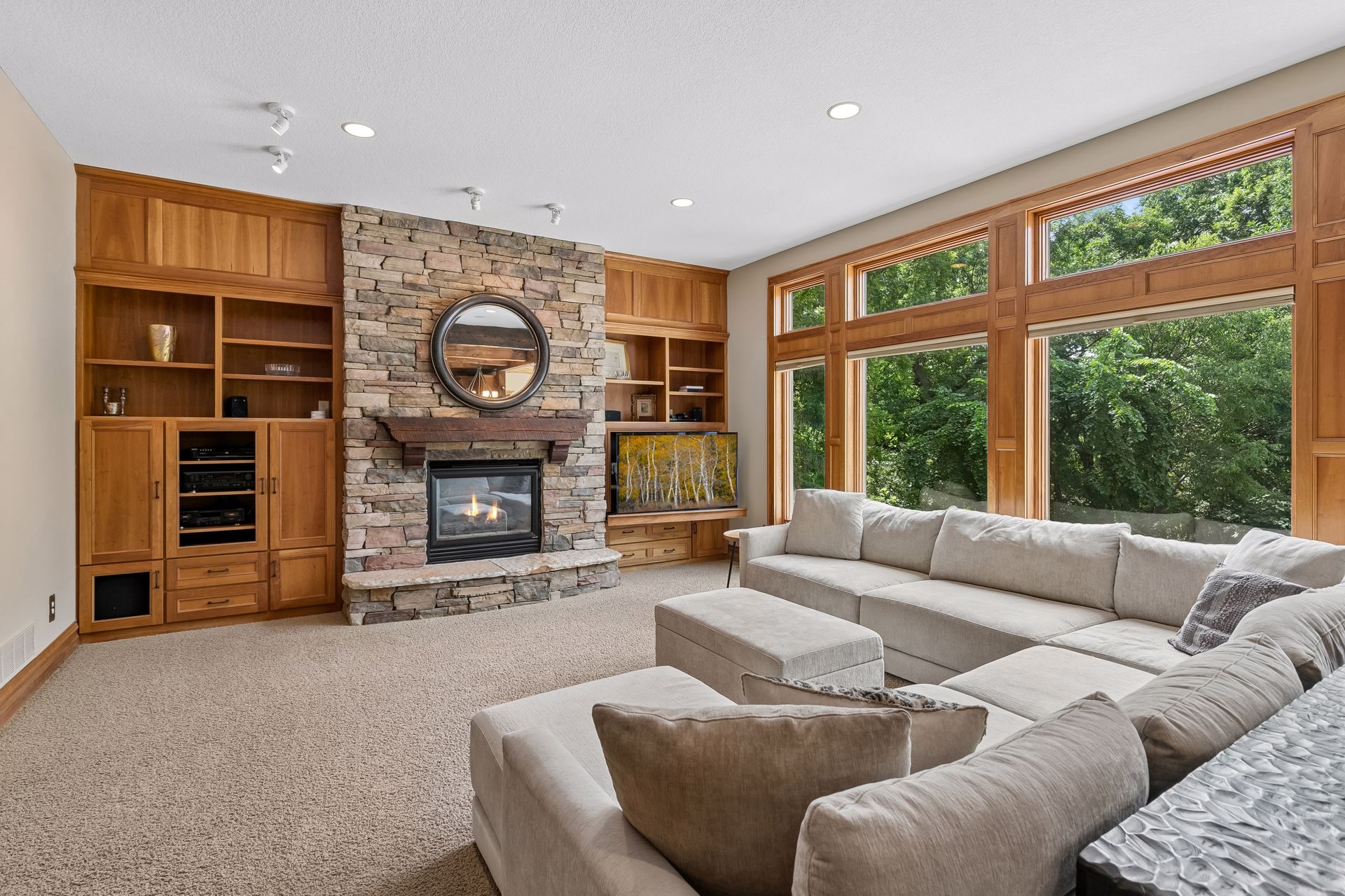  One-of-a-kind wooded retreat in Lakeville - 物件實景