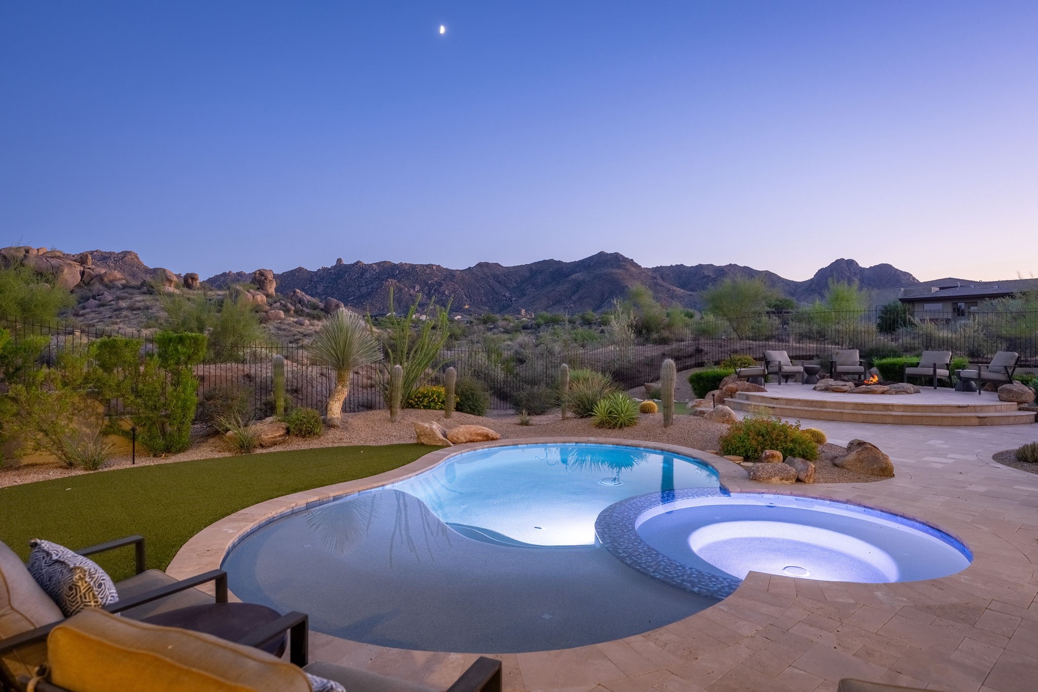 12423 E Desert Vista Dr  Scottsdale, AZ - 物件實景