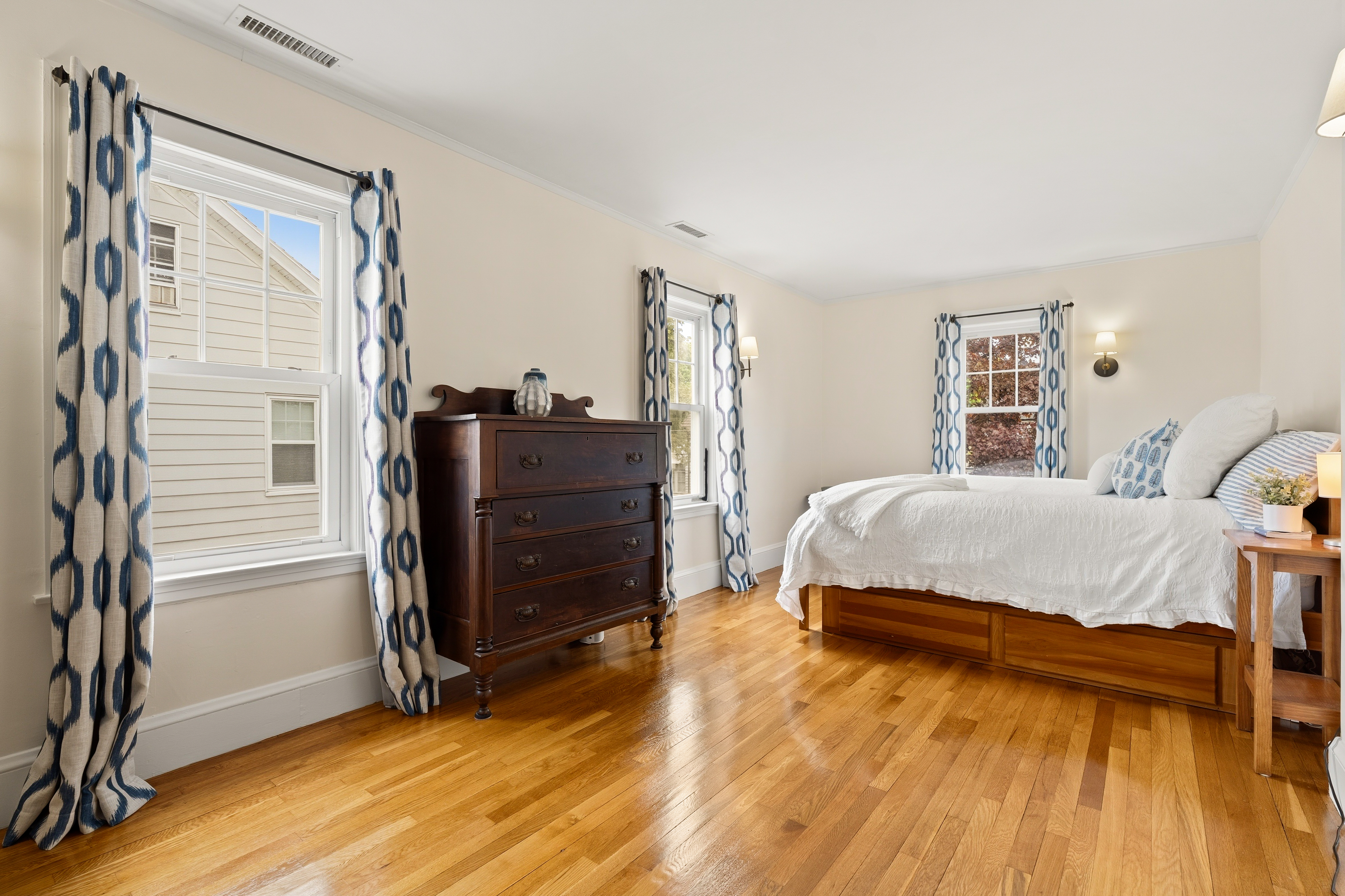  31 Whittier Rd, Medford, MA, 02155 - 物件實景