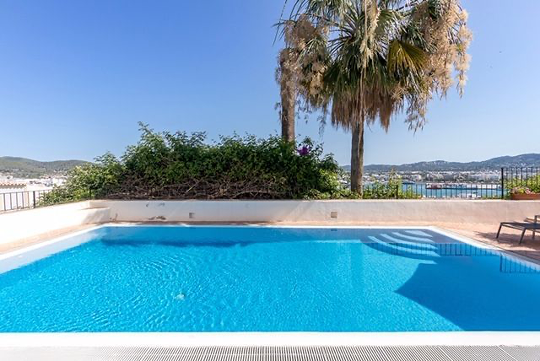  Historic flat with sea views and terrace in Dalt Vila - 物件實景