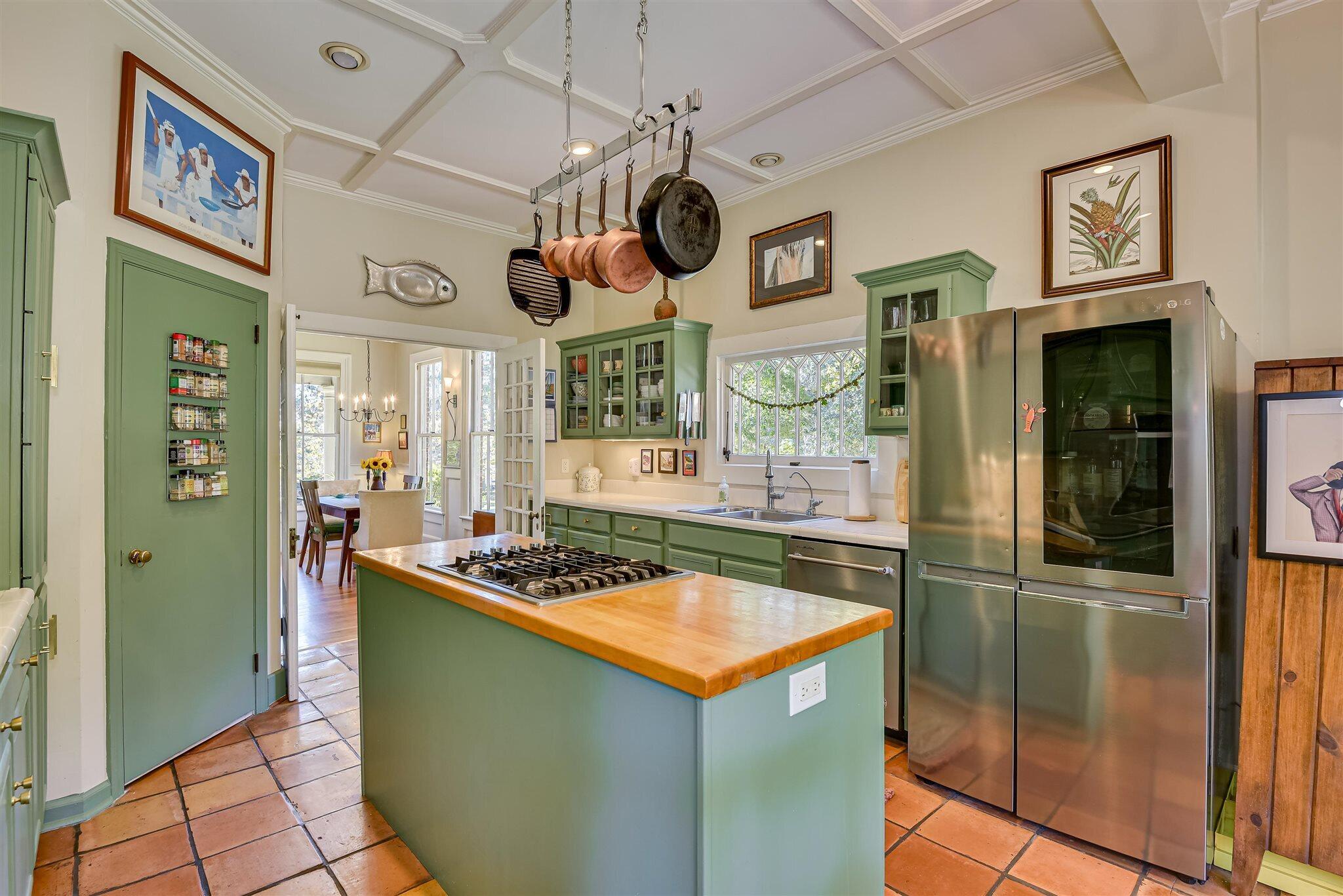 Aiken, South Carolina, 29803, United States, 2 Bedrooms Bedrooms, ,1 BathroomBathrooms,Residential,For Sale,1993088