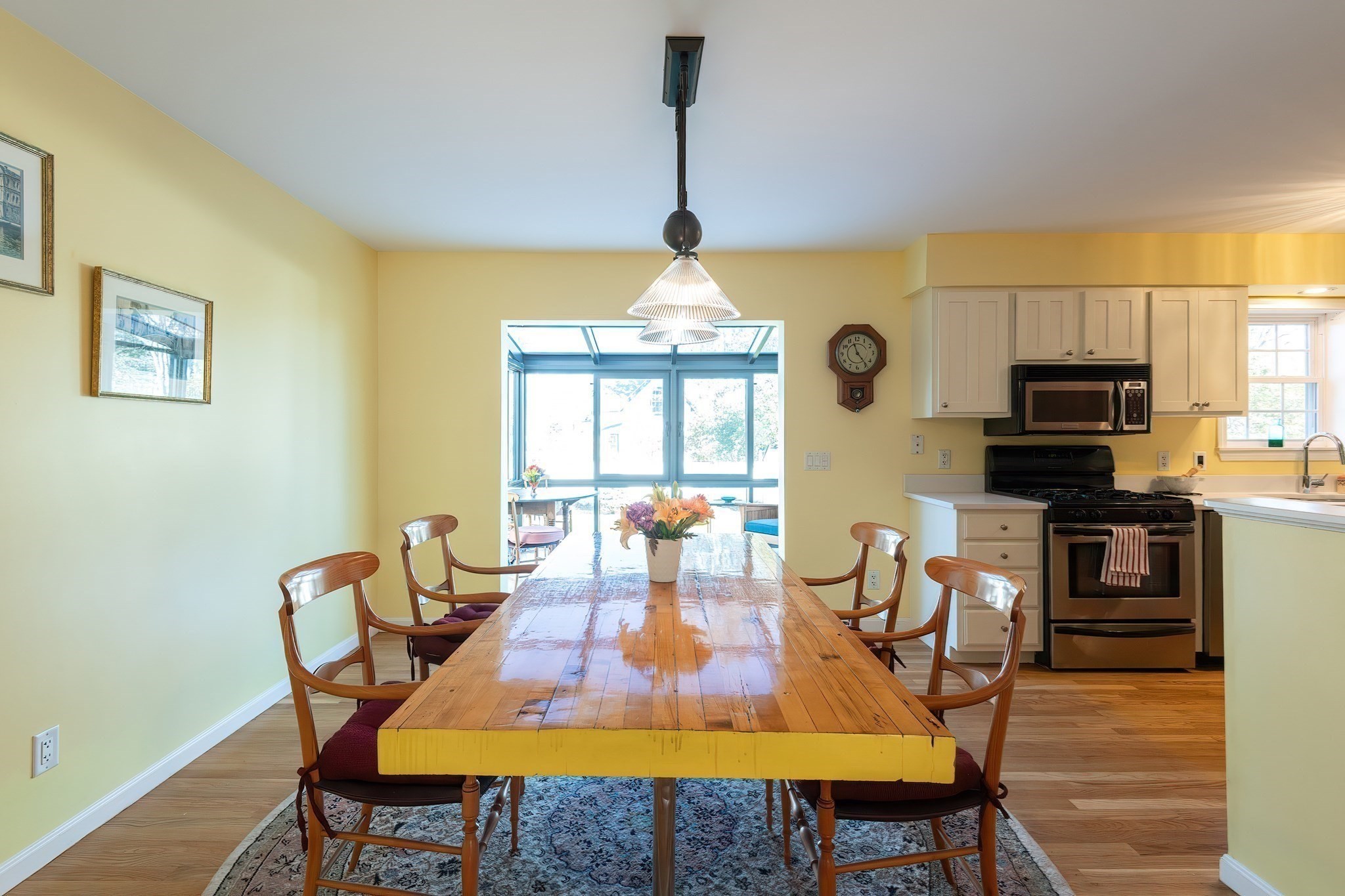 Medford, Massachusetts, 02155, United States, 3 Bedrooms Bedrooms, ,3 BathroomsBathrooms,Residential,For Sale,1987114