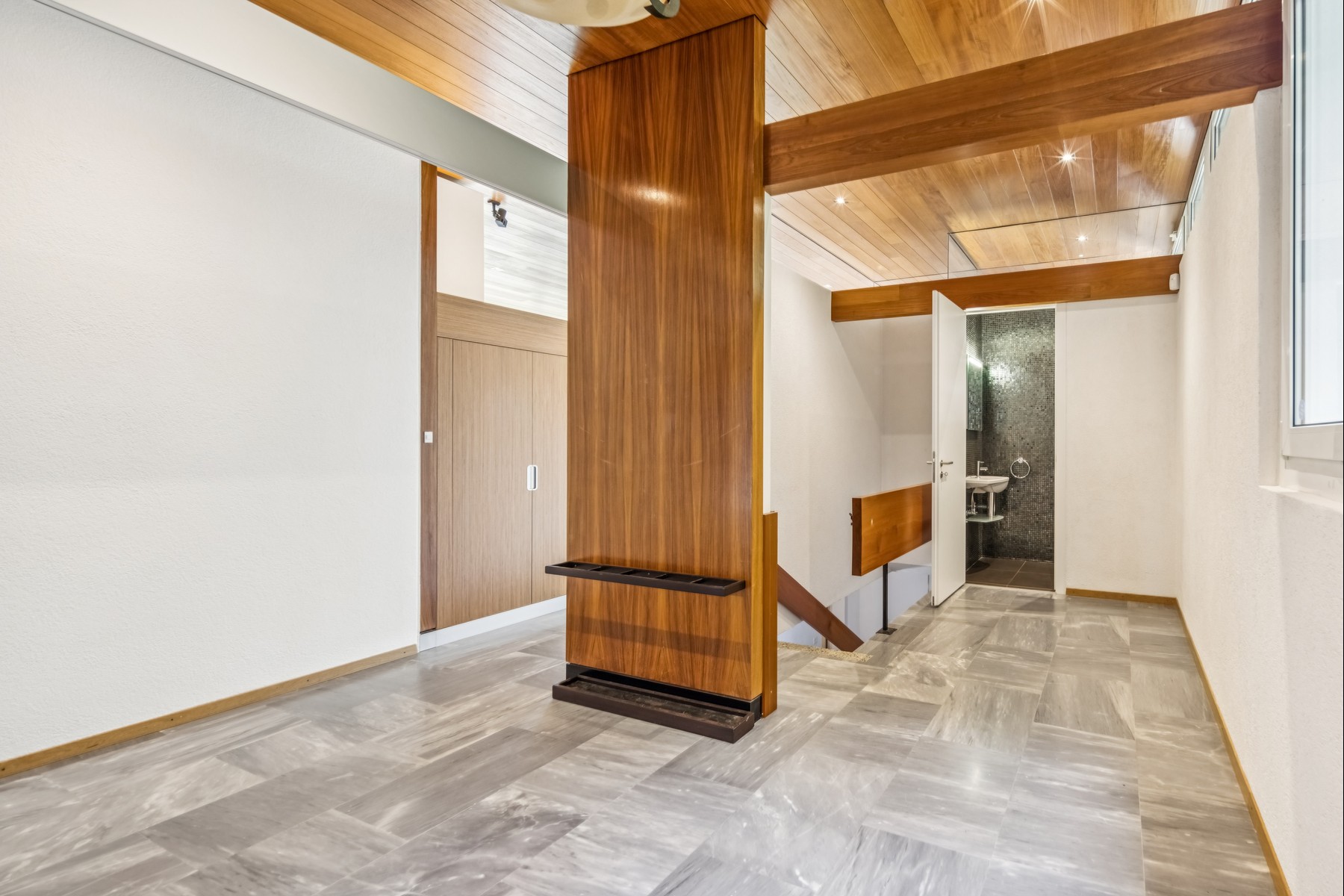  Unique property combining contemporary volumes, nature and spectacular views - 物件實景