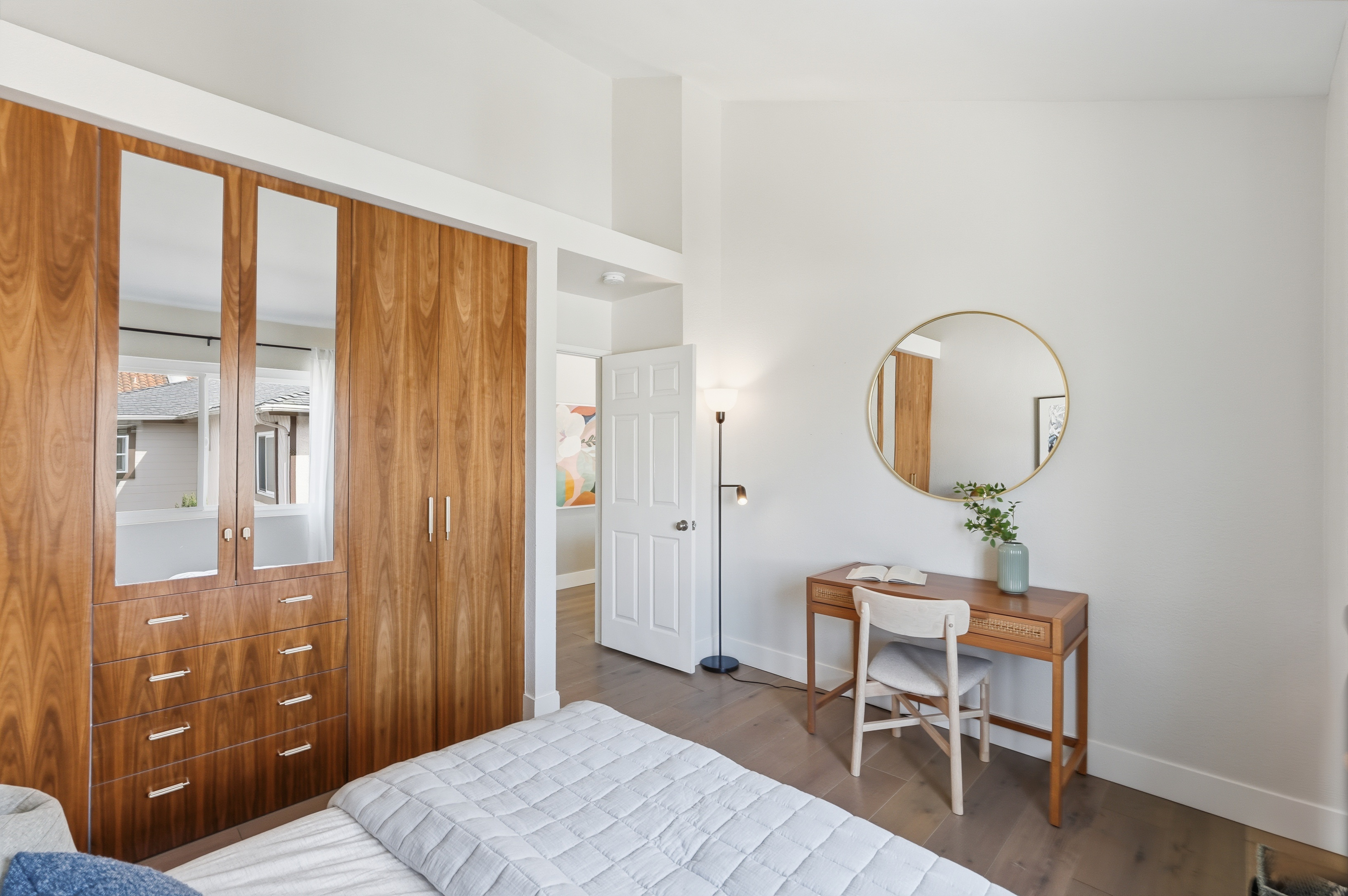  2220 Clark Lane, Redondo Beach, CA 90278 - 物件實景