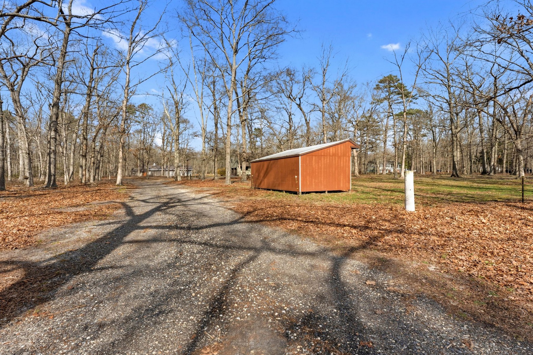  6311 Pine St - 物件實景