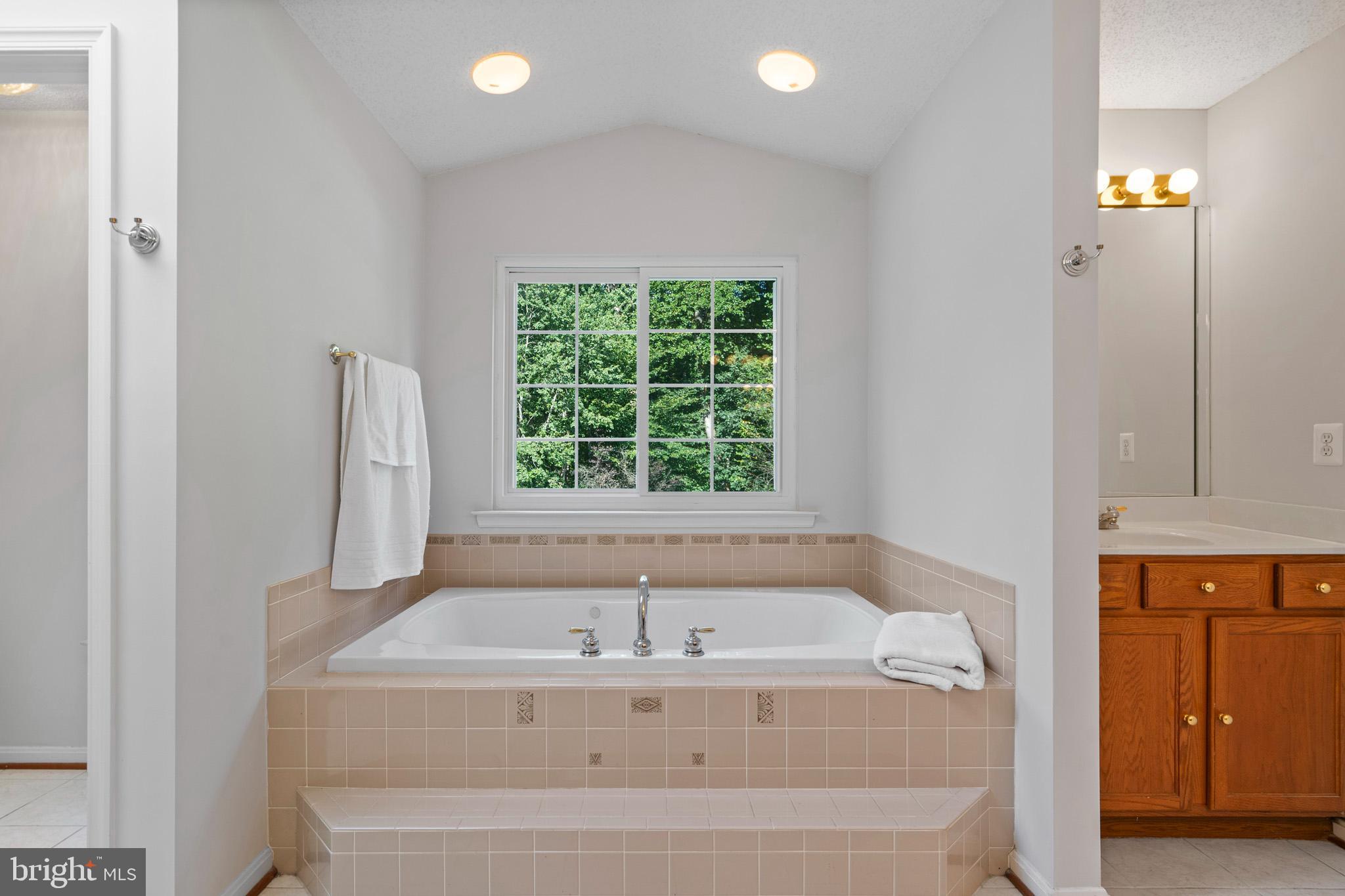 La Plata, Maryland, 20646, United States, 4 Bedrooms Bedrooms, ,4 BathroomsBathrooms,Residential,For Sale,1976201