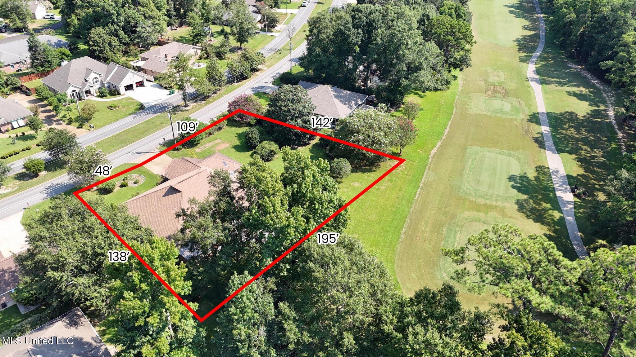 Diamondhead, Mississippi, 39525, United States, 3 Bedrooms Bedrooms, ,4 BathroomsBathrooms,Residential,For Sale,1923554
