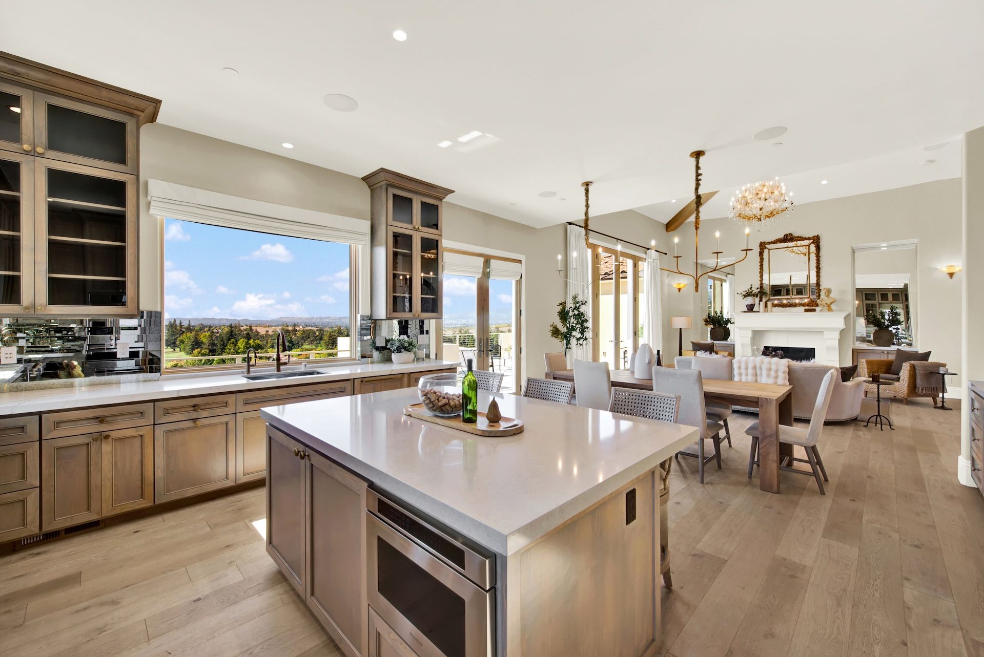  Mediterranean-Inspired Silverado Crest Home - 物件實景