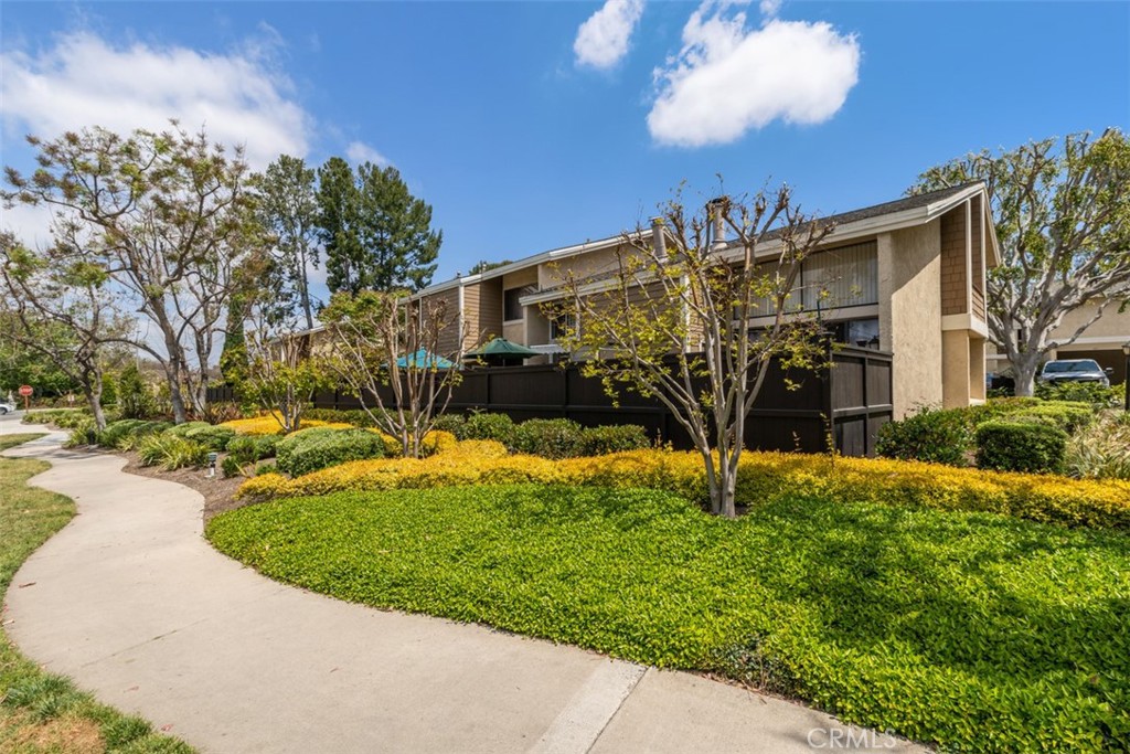 Irvine, California, 92620, United States, 1 Bedroom Bedrooms, ,2 BathroomsBathrooms,Residential,For Sale,1906882