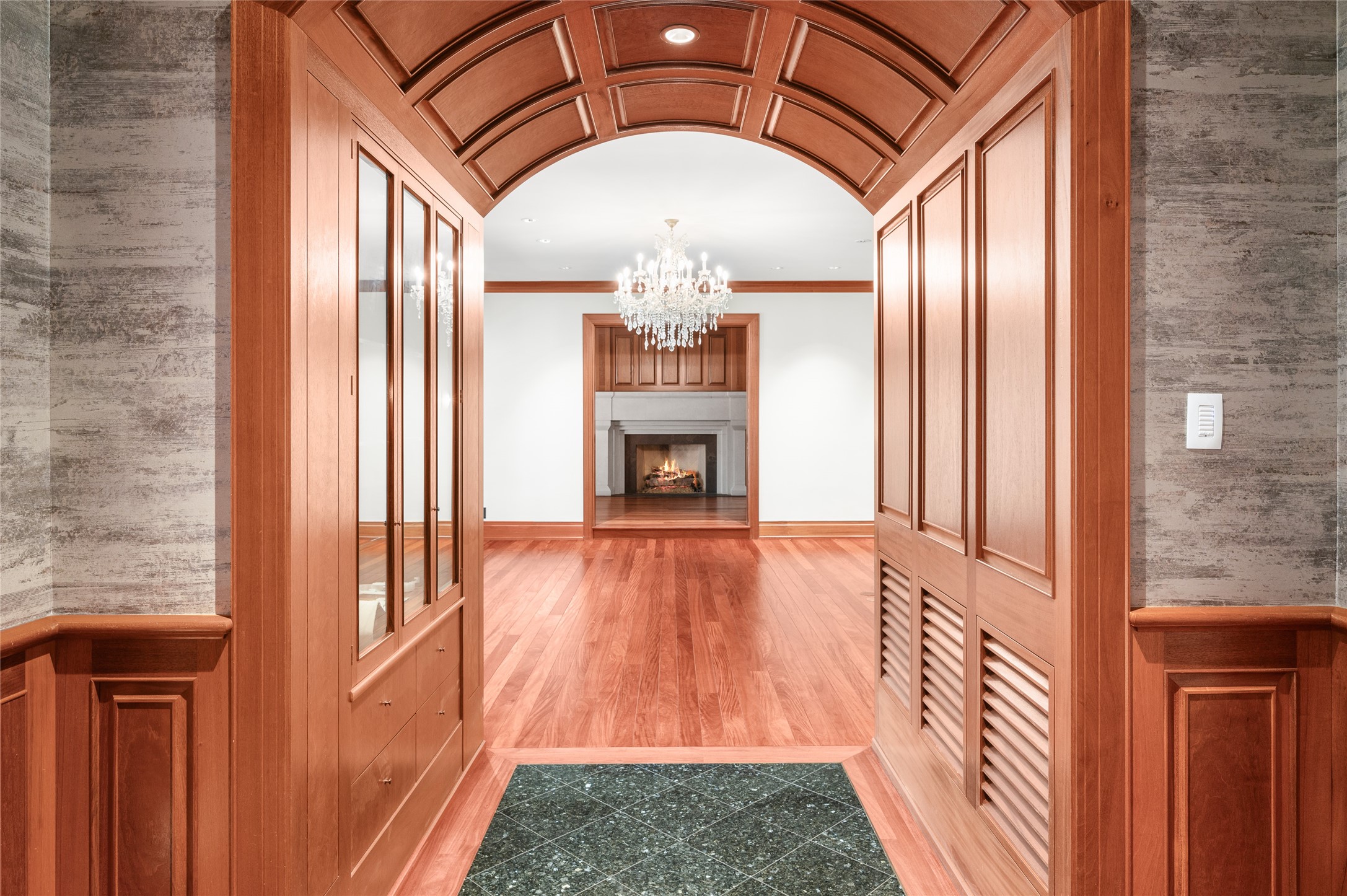  1802 Forest Gate Circle - 物件實景