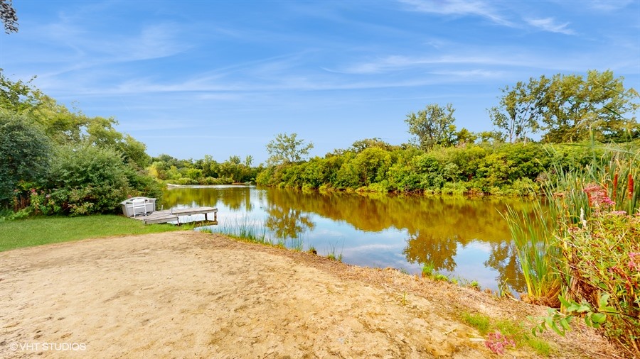 Lakewood, Illinois, 60014, United States, 5 Bedrooms Bedrooms, ,5 BathroomsBathrooms,Residential,For Sale,1980516