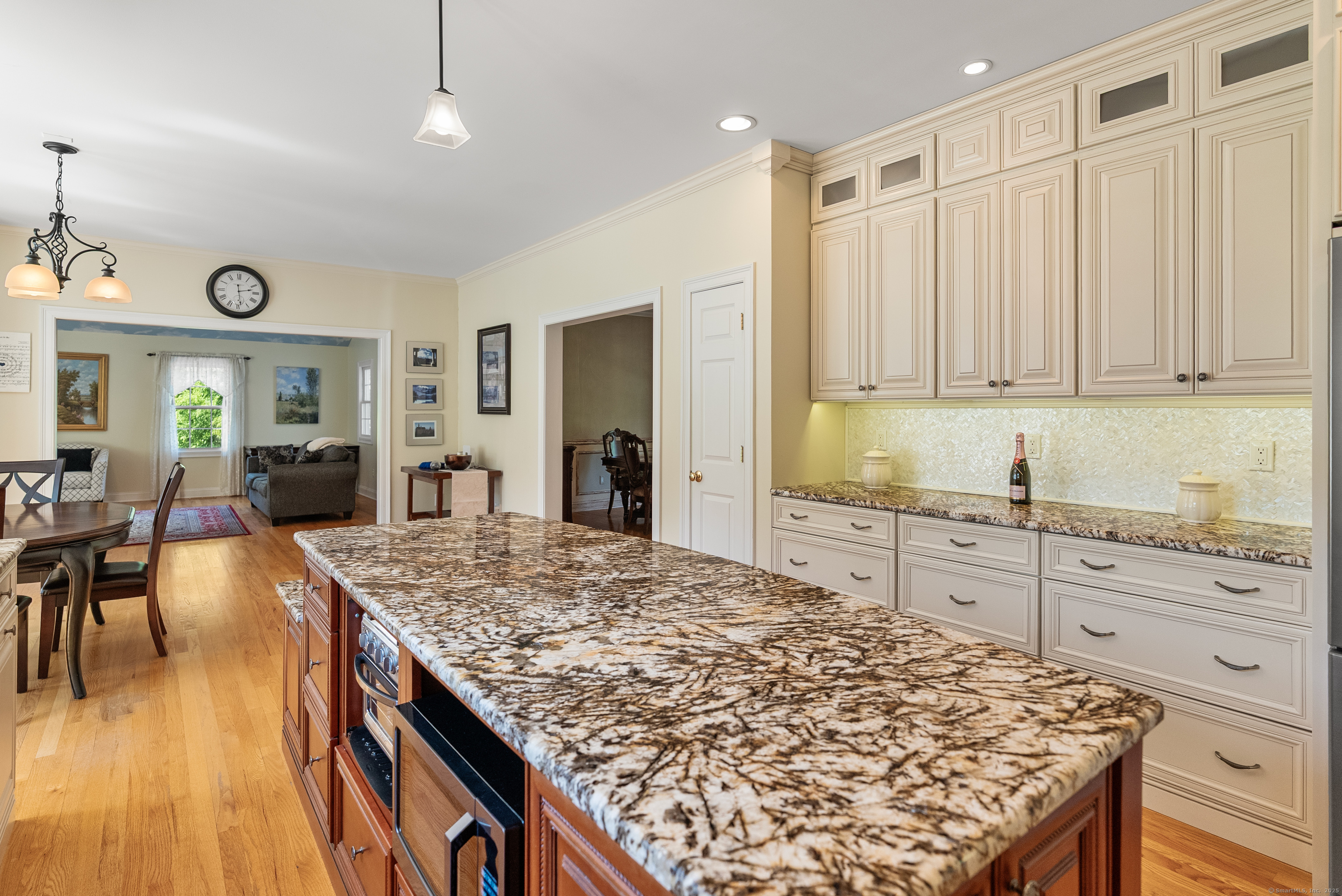 Newtown, Connecticut, 06470, United States, 4 Bedrooms Bedrooms, ,4 BathroomsBathrooms,Residential,For Sale,1847487