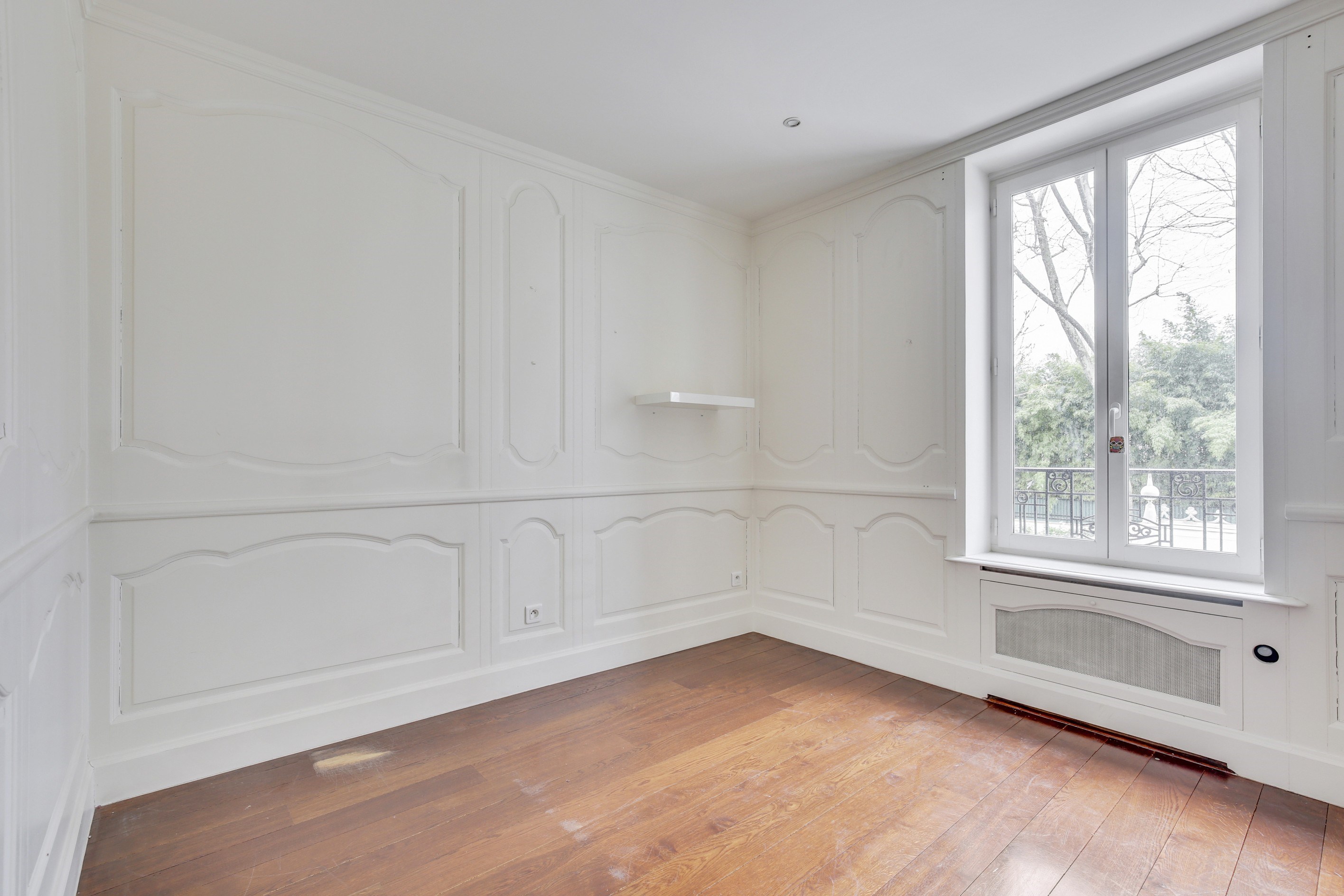  Private mansion for sale in Neuilly-sur-Seine - île de la Grande Jatte - 物件實景