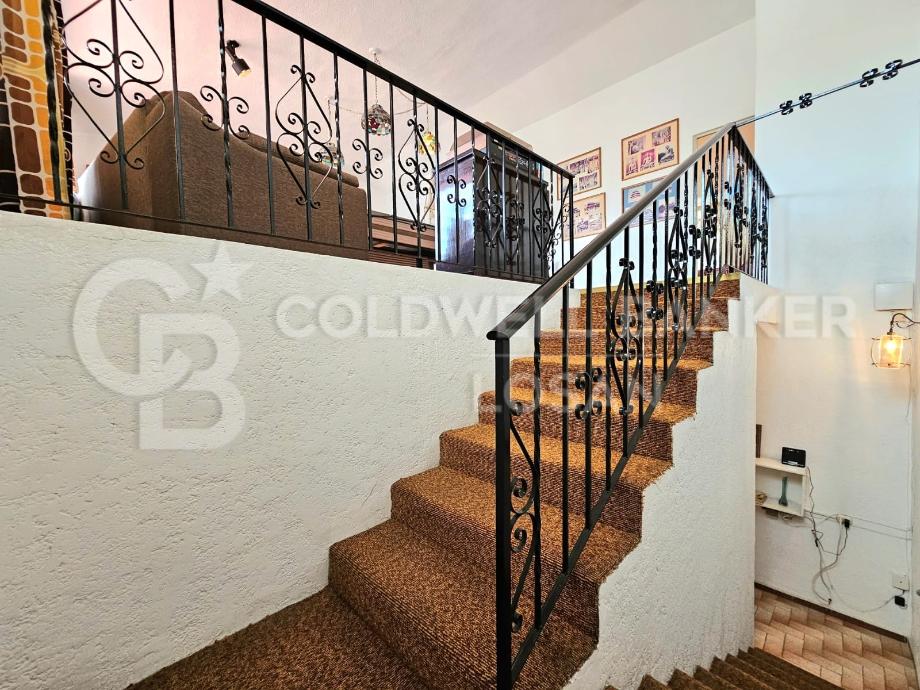 Pedro de Alvarado, Cuernavaca, Morelos, 62240, Mexico, 8 Bedrooms Bedrooms, ,6 BathroomsBathrooms,Residential,For Sale,Pedro de Alvarado,1620895