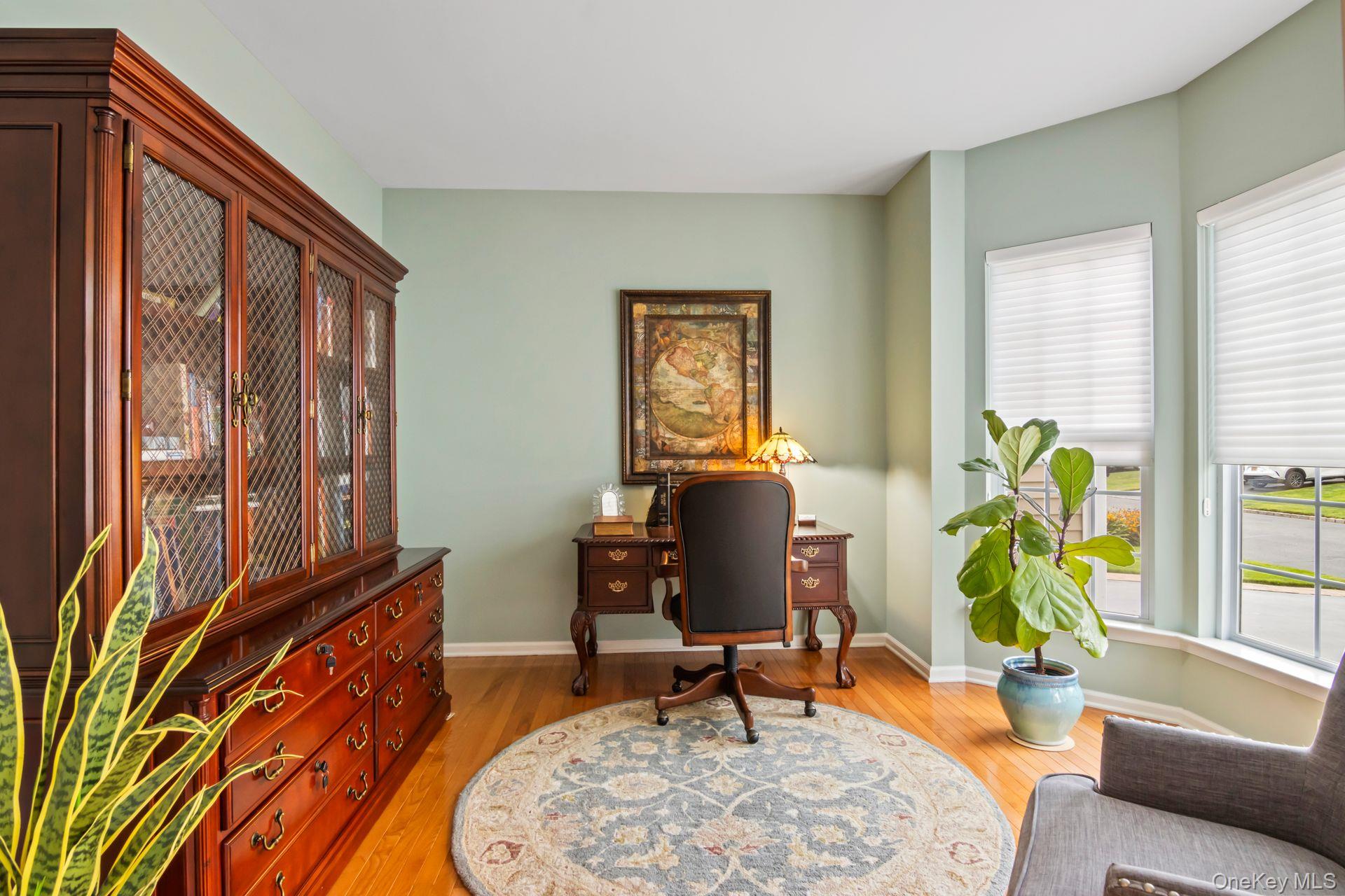 Mount Sinai, New York, 11766, United States, 4 Bedrooms Bedrooms, ,3 BathroomsBathrooms,Residential,For Sale,1934193